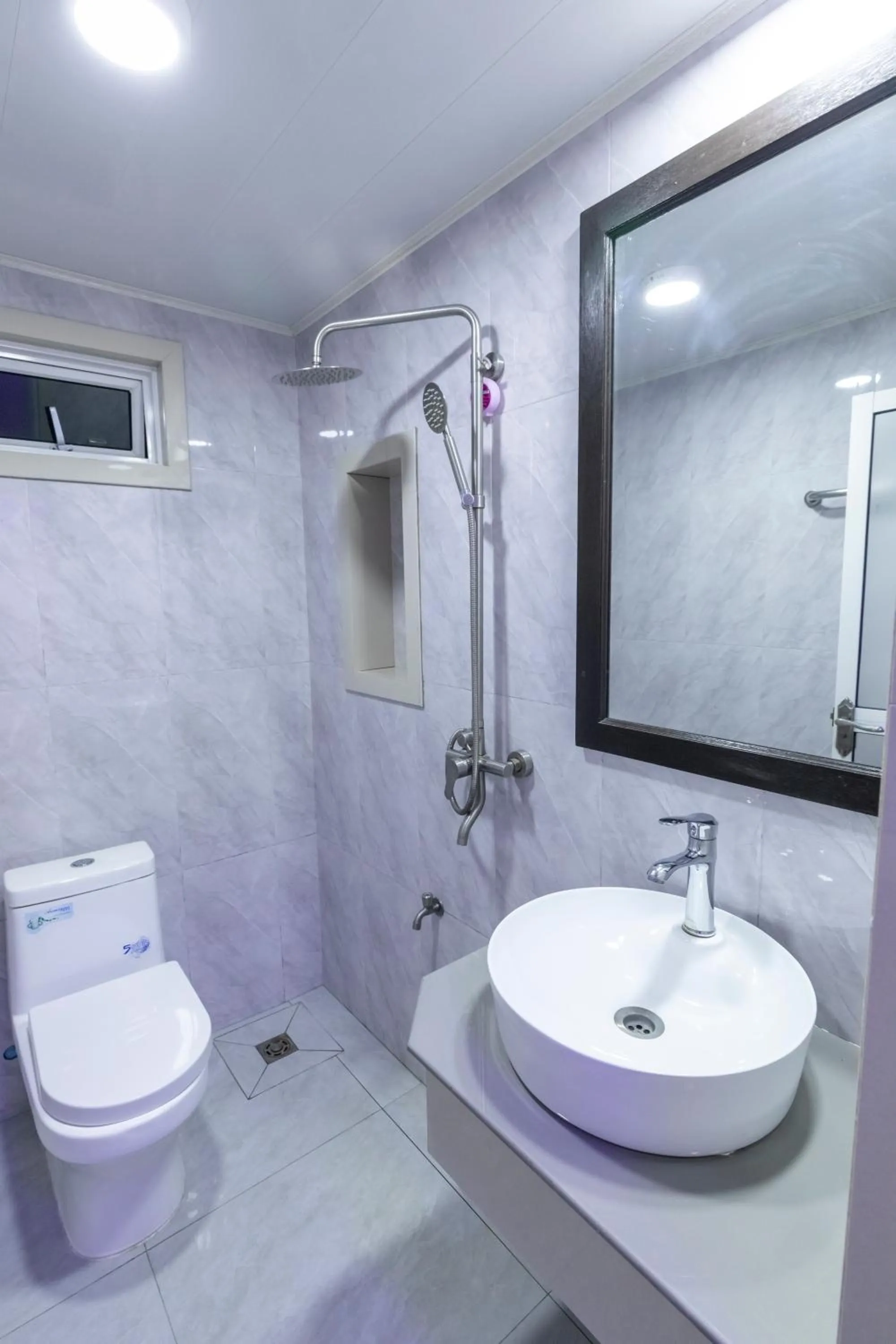 Isle inn {Fuvahmulah)