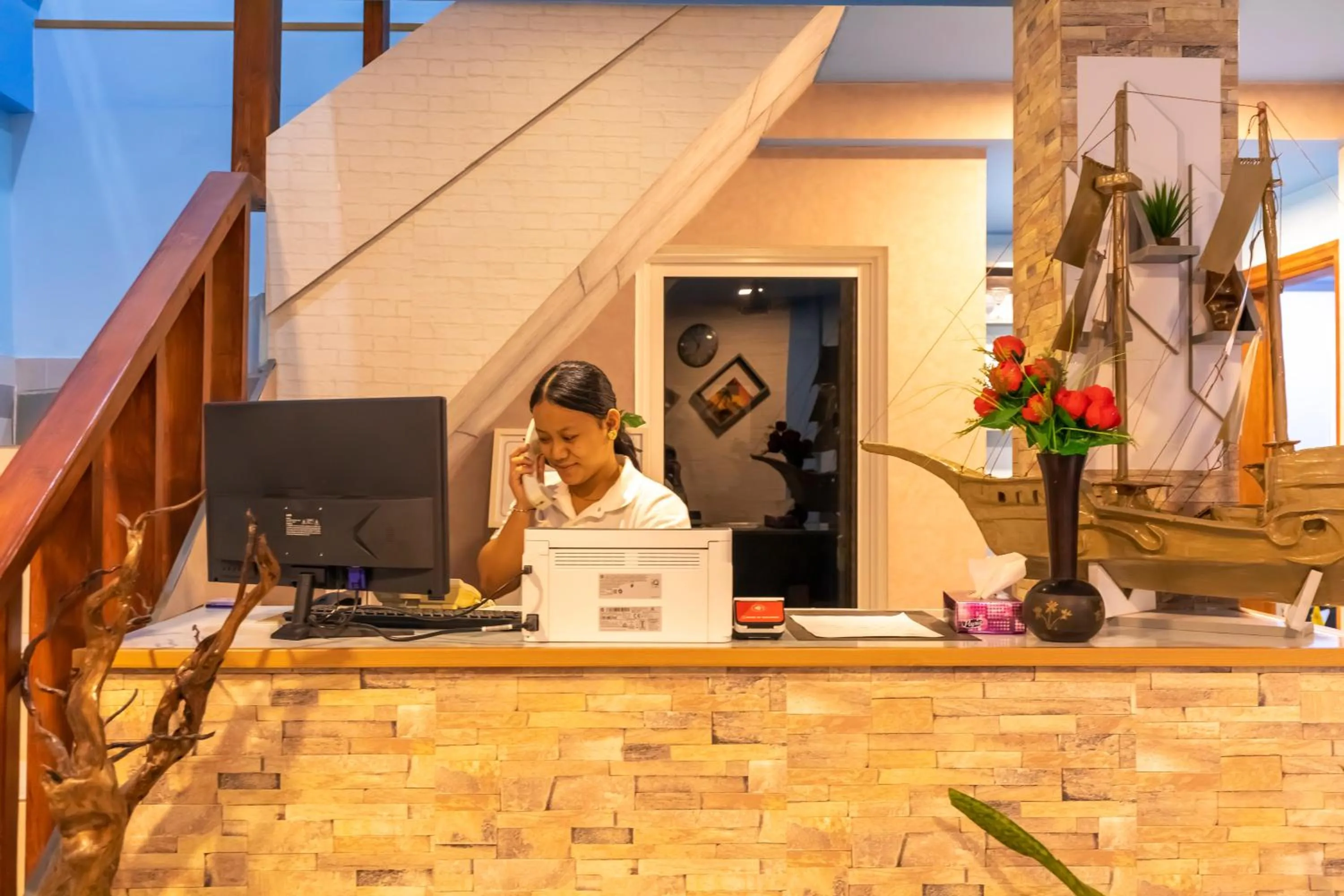 Lobby or reception in Isle inn {Fuvahmulah)
