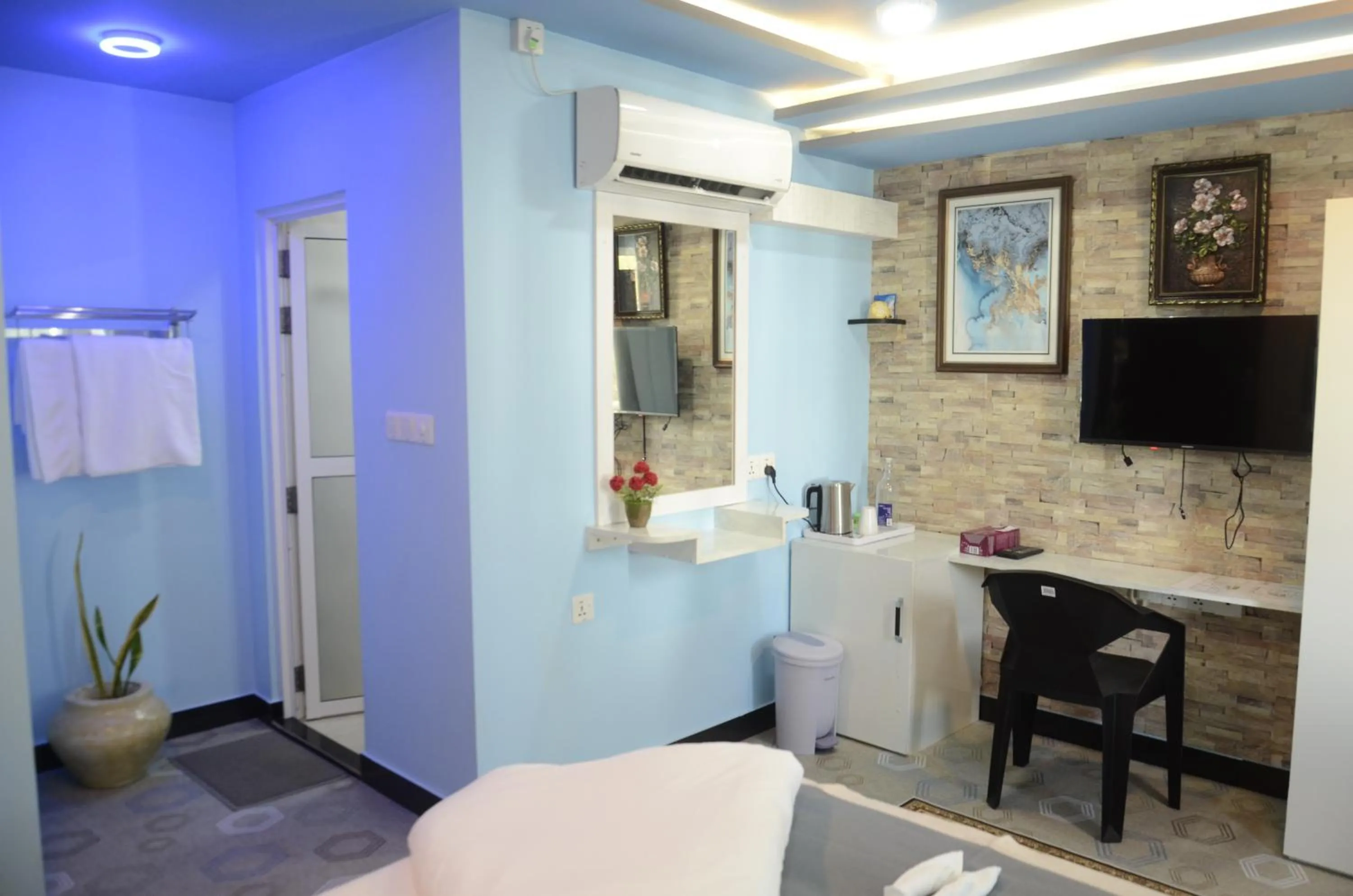 Isle inn {Fuvahmulah)