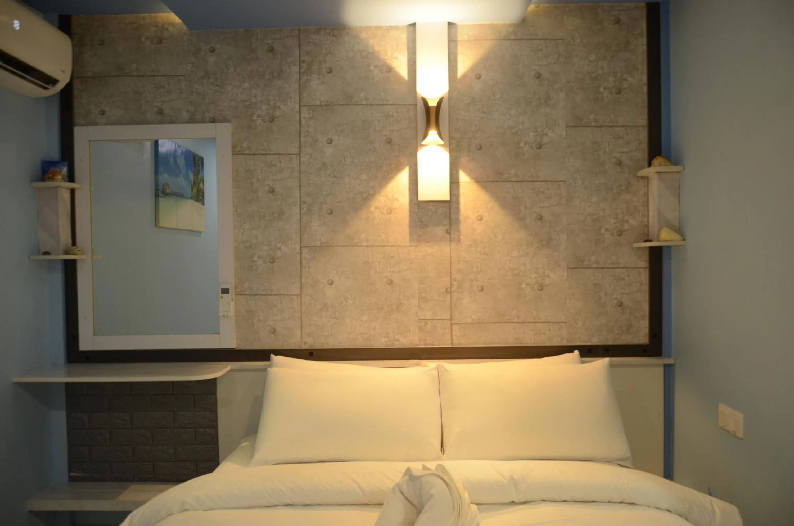 Internal: Not applicable to any particular room, Bed in Isle inn {Fuvahmulah)