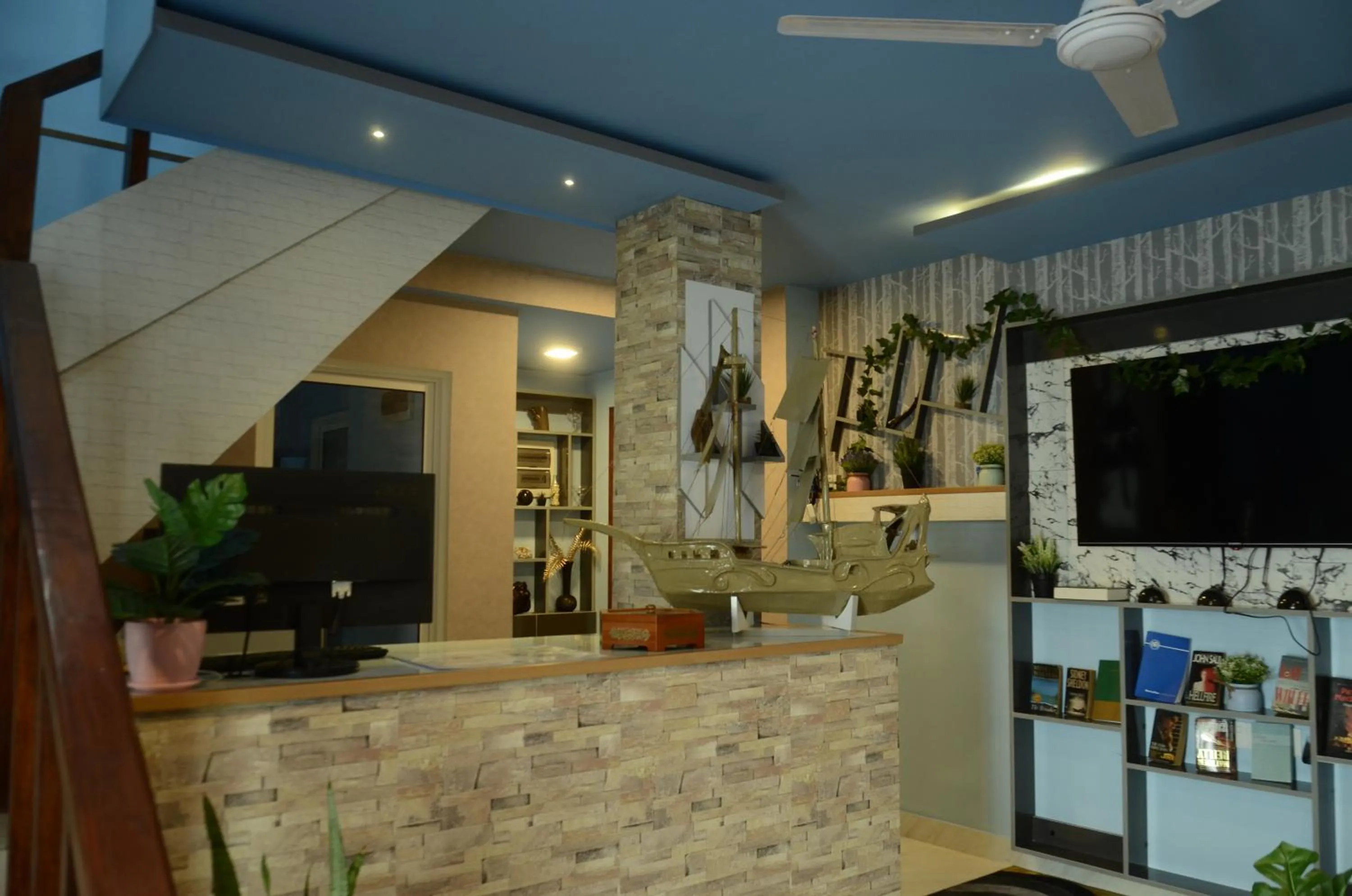 Isle inn {Fuvahmulah)