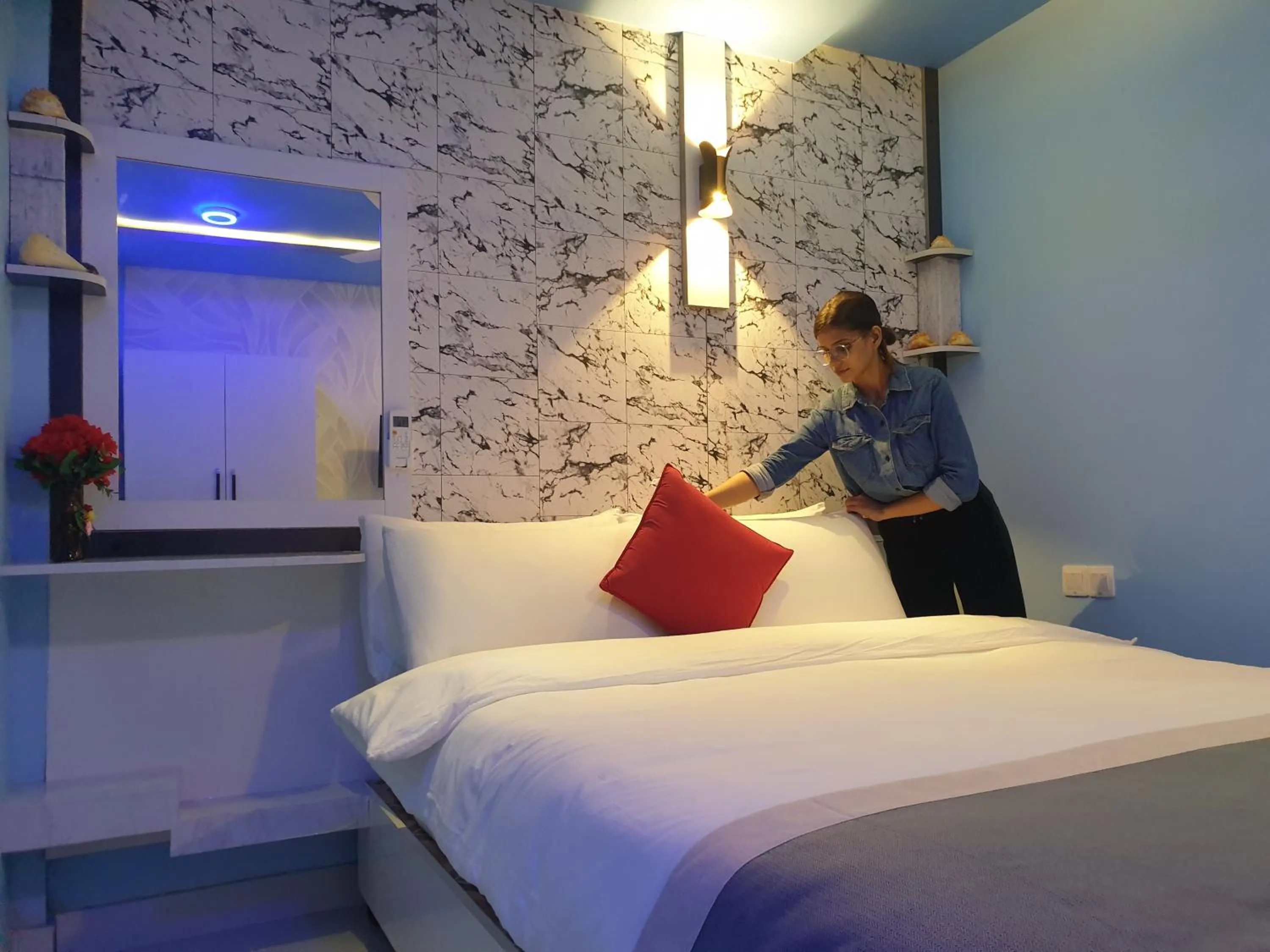 Bed in Isle inn {Fuvahmulah)