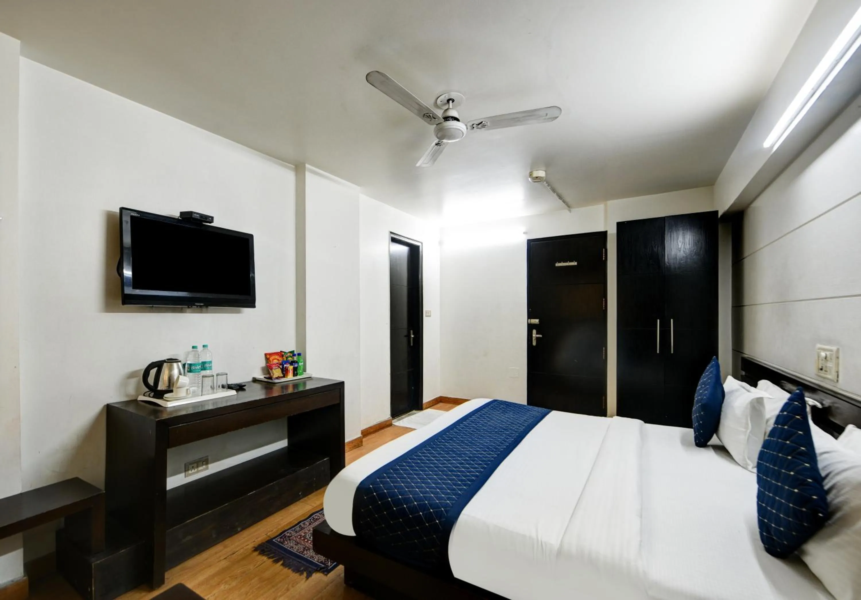Bedroom, Bed in Sweet Home Lodge