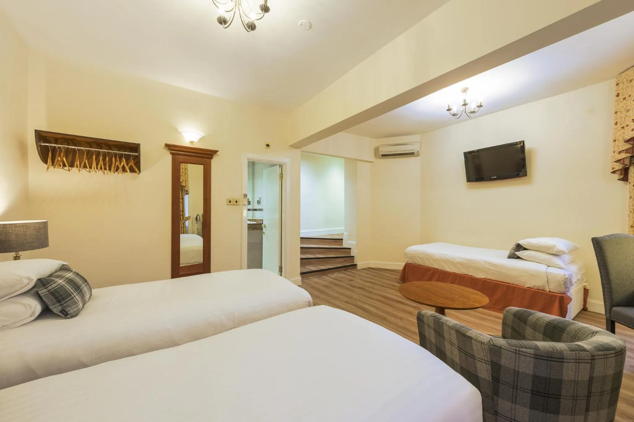 Bed in Old Waverley Hotel