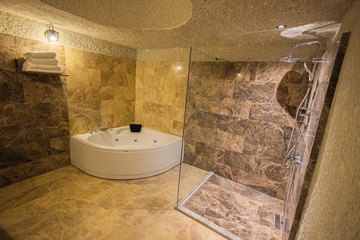 Shower in Majestic Cave House