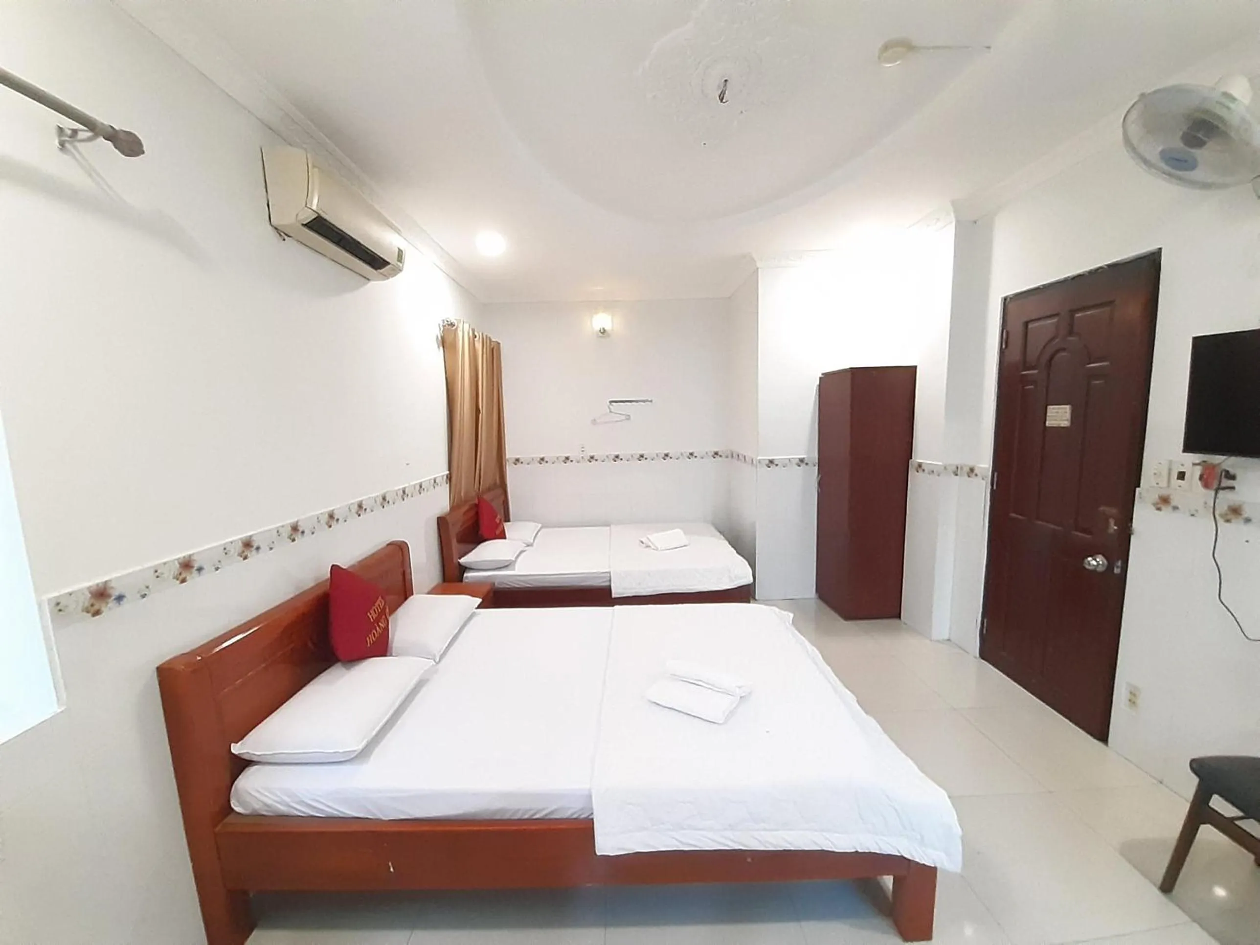 Bedroom in OYO 1226 Hoang Gia Hotel