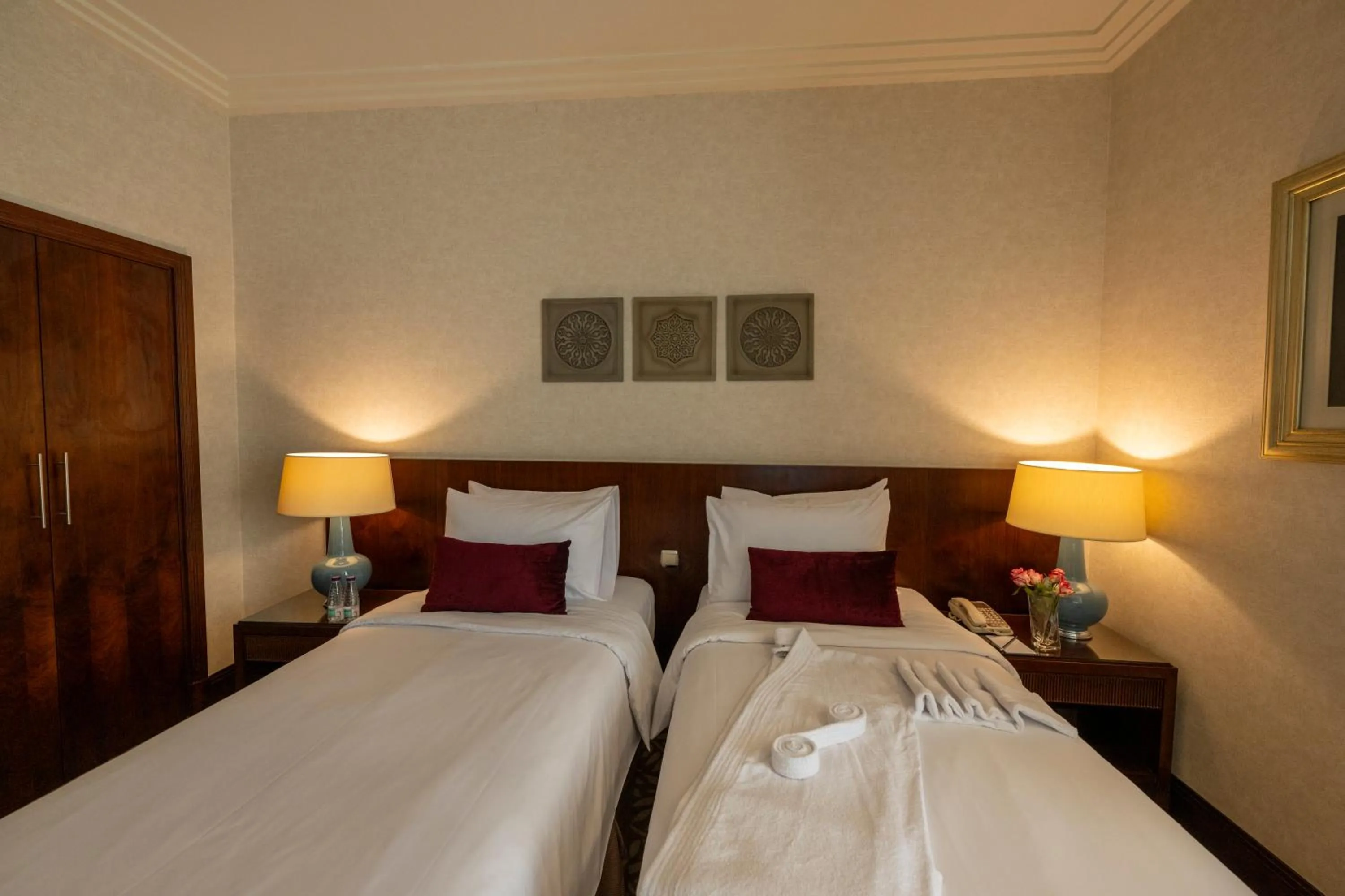 Bedroom, Bed in SAJA By Warwick Makkah Hotel