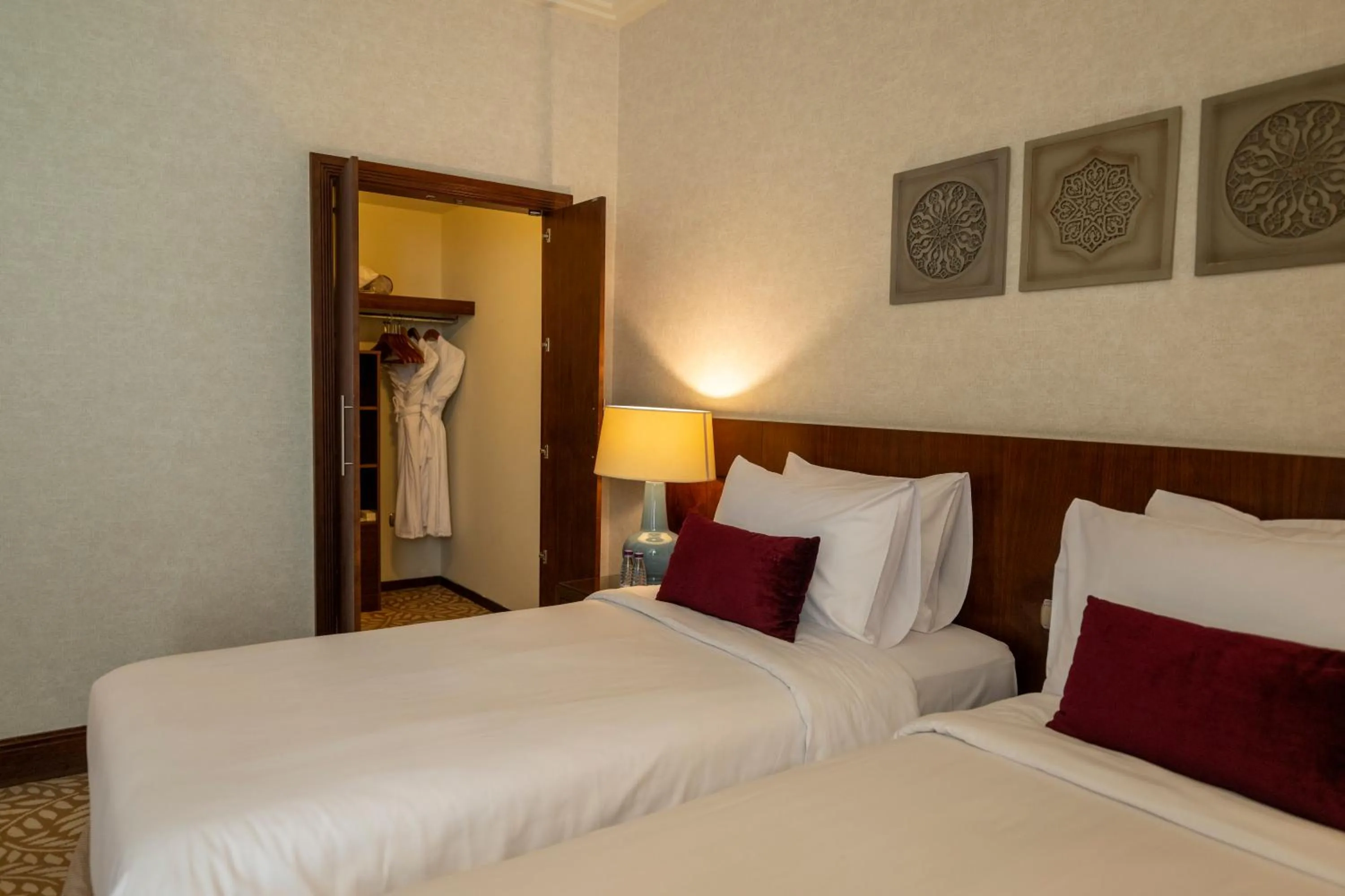 Bedroom, Bed in SAJA By Warwick Makkah Hotel