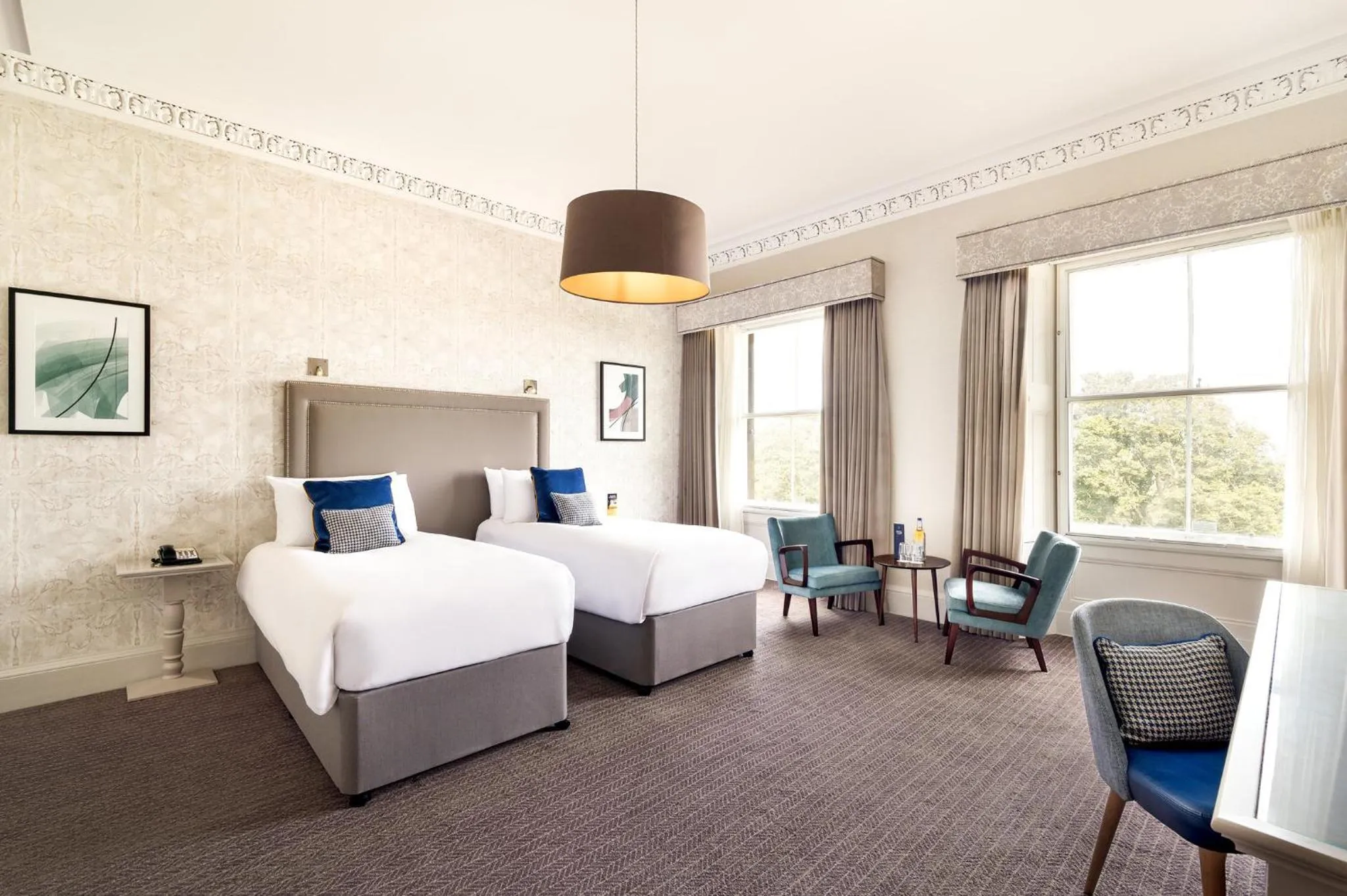 Photo of the whole room, Bed in voco Edinburgh - Royal Terrace, an IHG Hotel