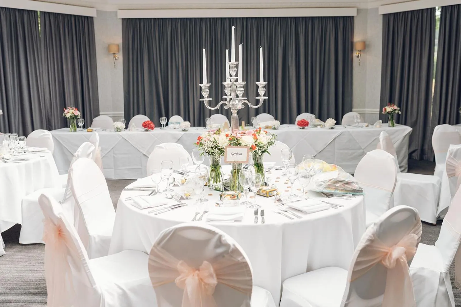 Business facilities in Hollin House Hotel