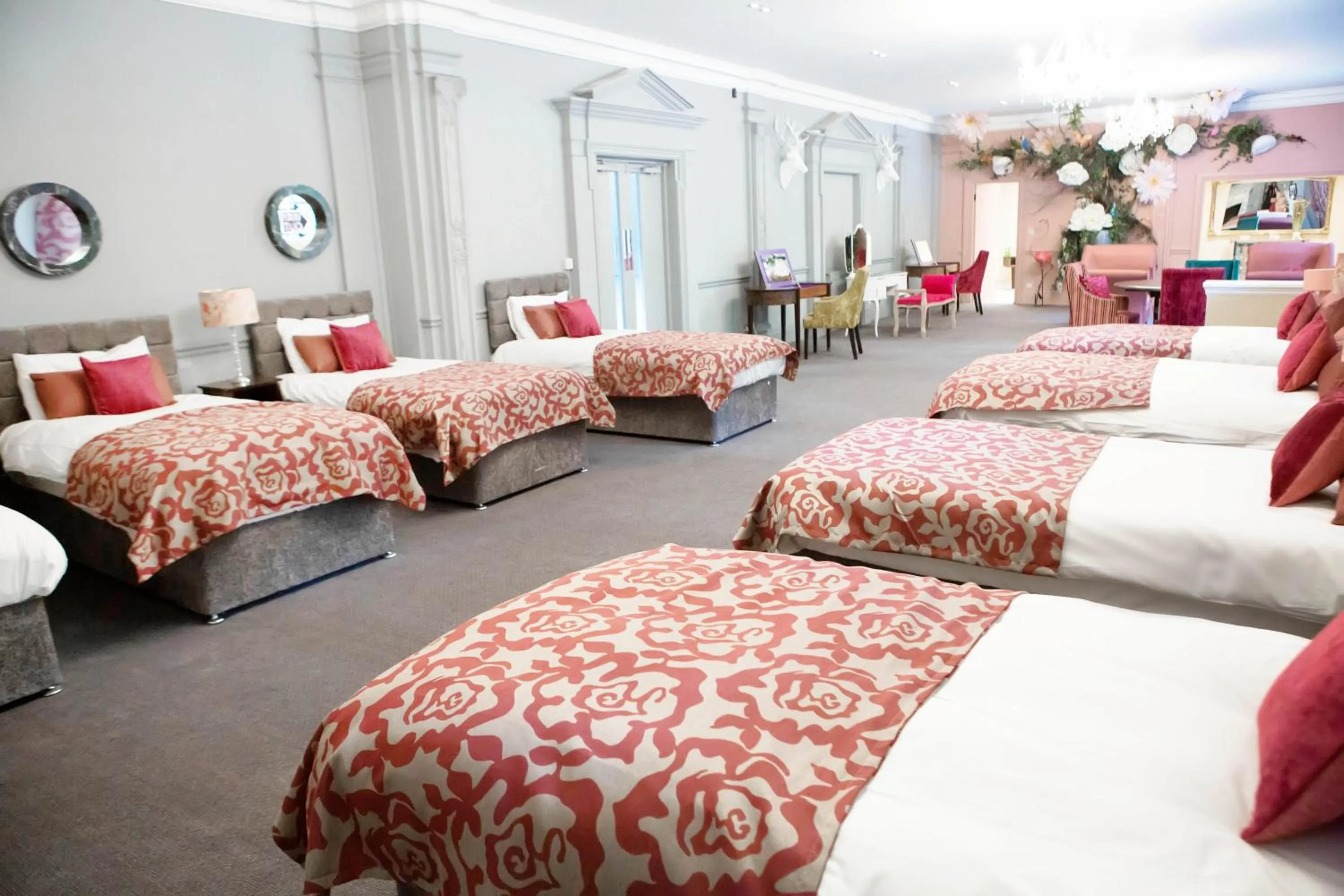 Bed in Hollin House Hotel