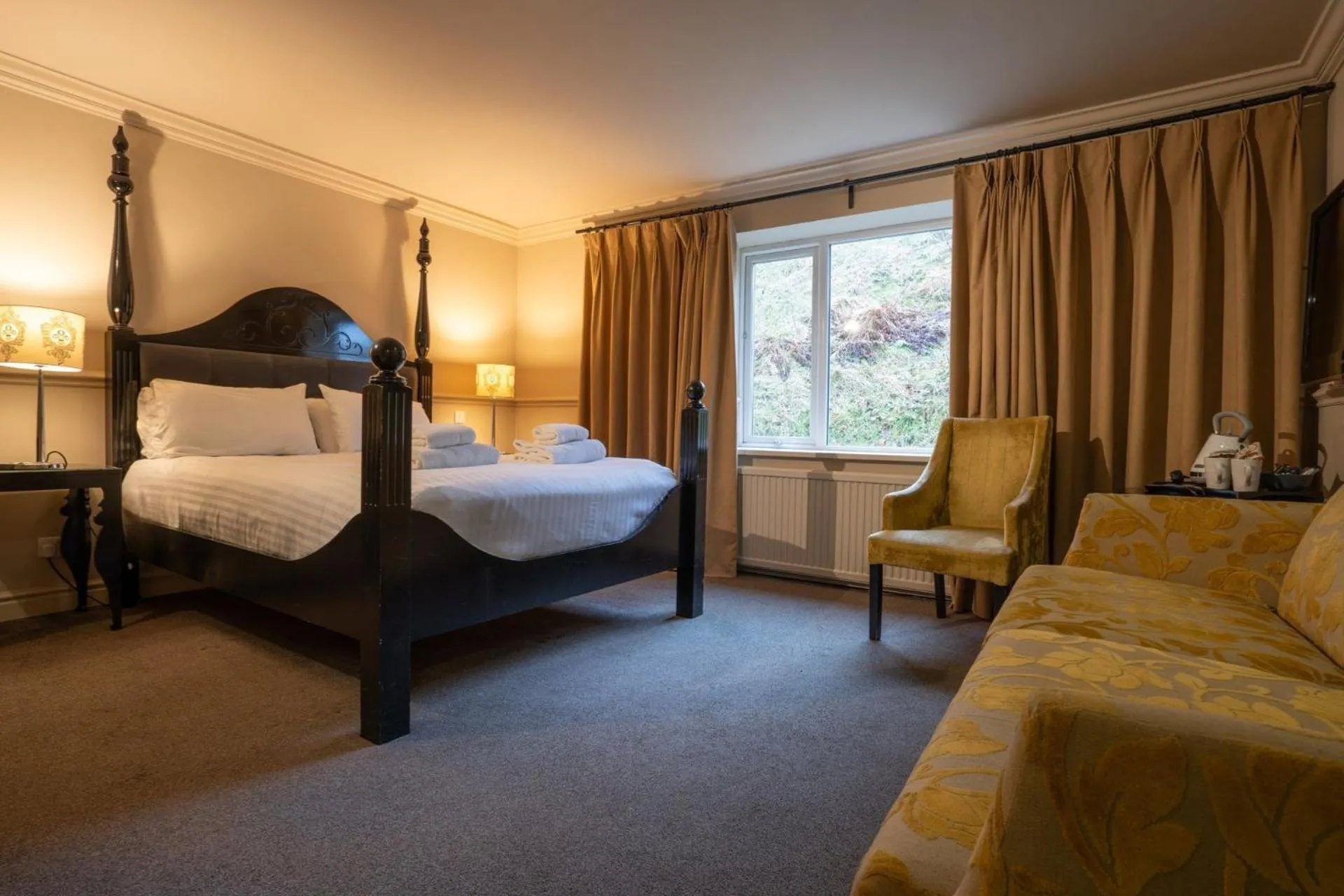 Bedroom, Bed in Hollin House Hotel