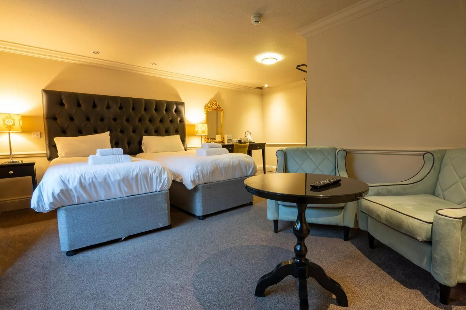Bed in Hollin House Hotel