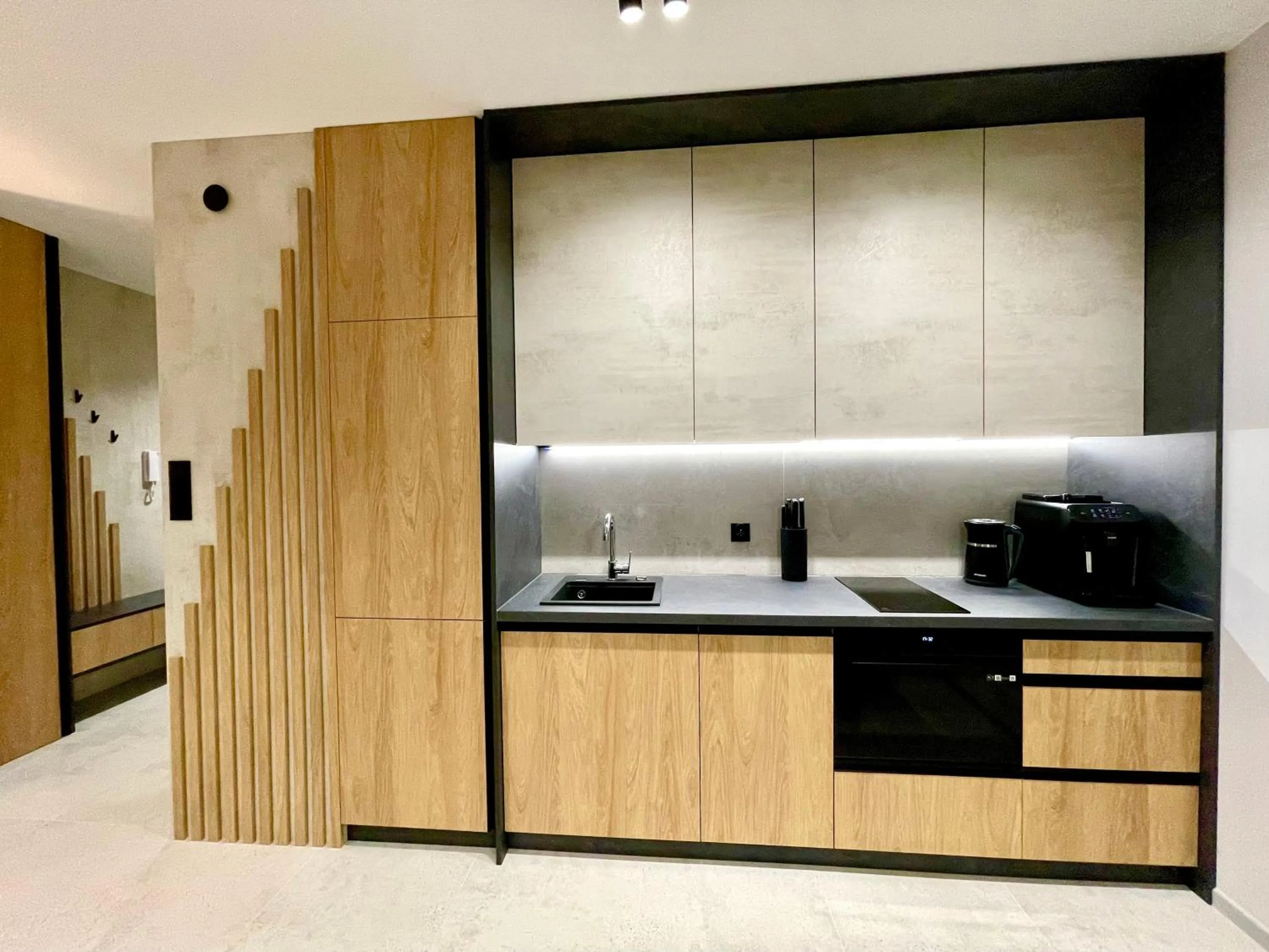 Kitchen or kitchenette in Apartament Bajeczny nad jeziorem Drwęckiem ROYAL APARTS OSTRÓDA