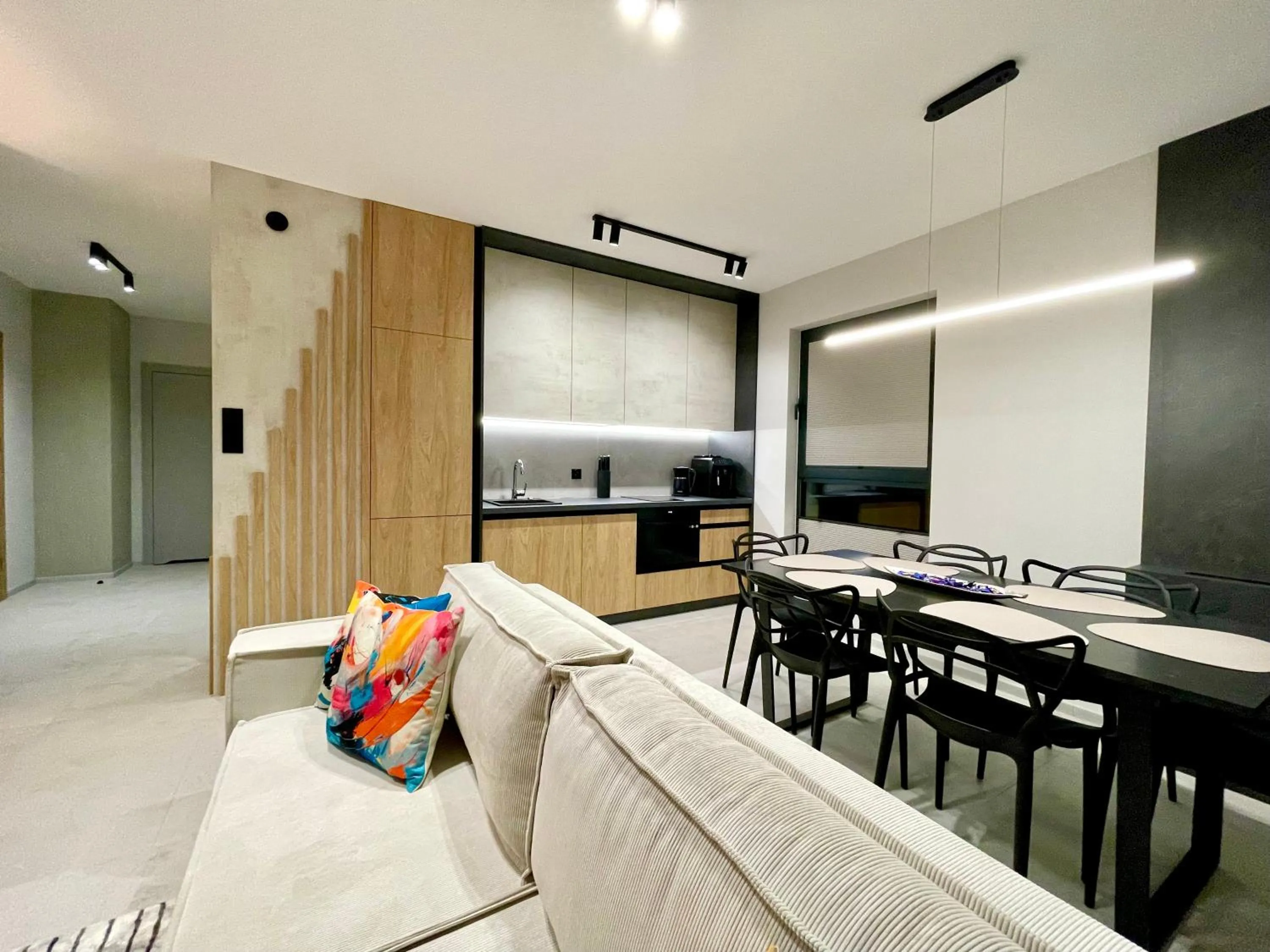 Kitchen or kitchenette in Apartament Bajeczny nad jeziorem Drwęckiem ROYAL APARTS OSTRÓDA