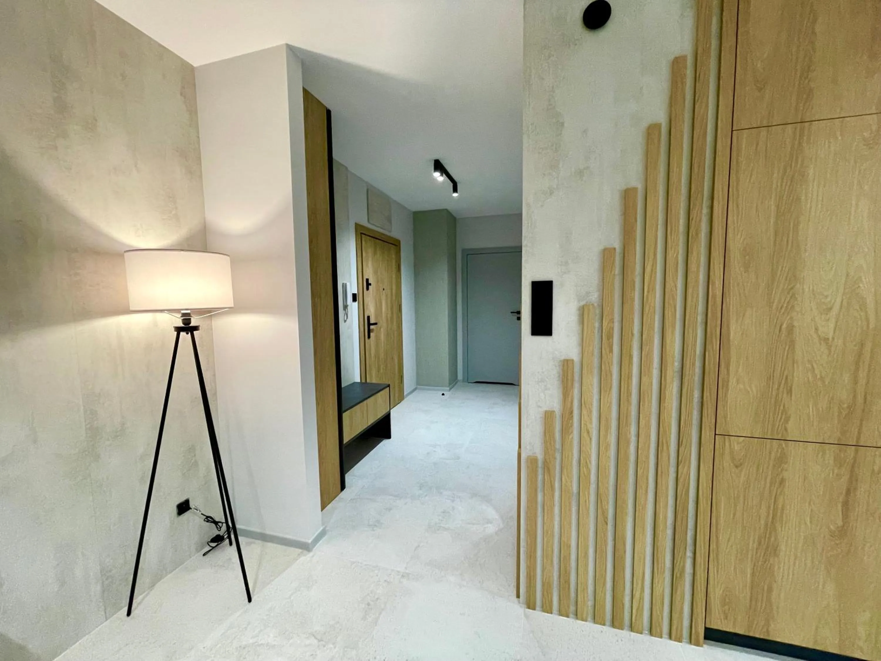 wardrobe in Apartament Bajeczny nad jeziorem Drwęckiem ROYAL APARTS OSTRÓDA