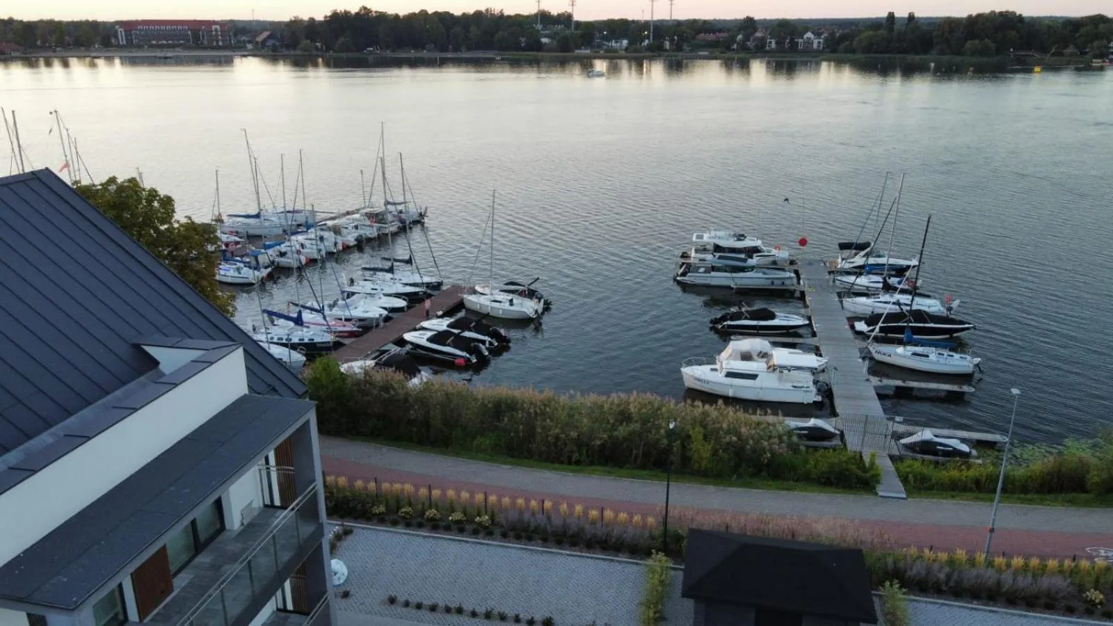 Apartament Bajeczny nad jeziorem Drwęckiem ROYAL APARTS OSTRÓDA