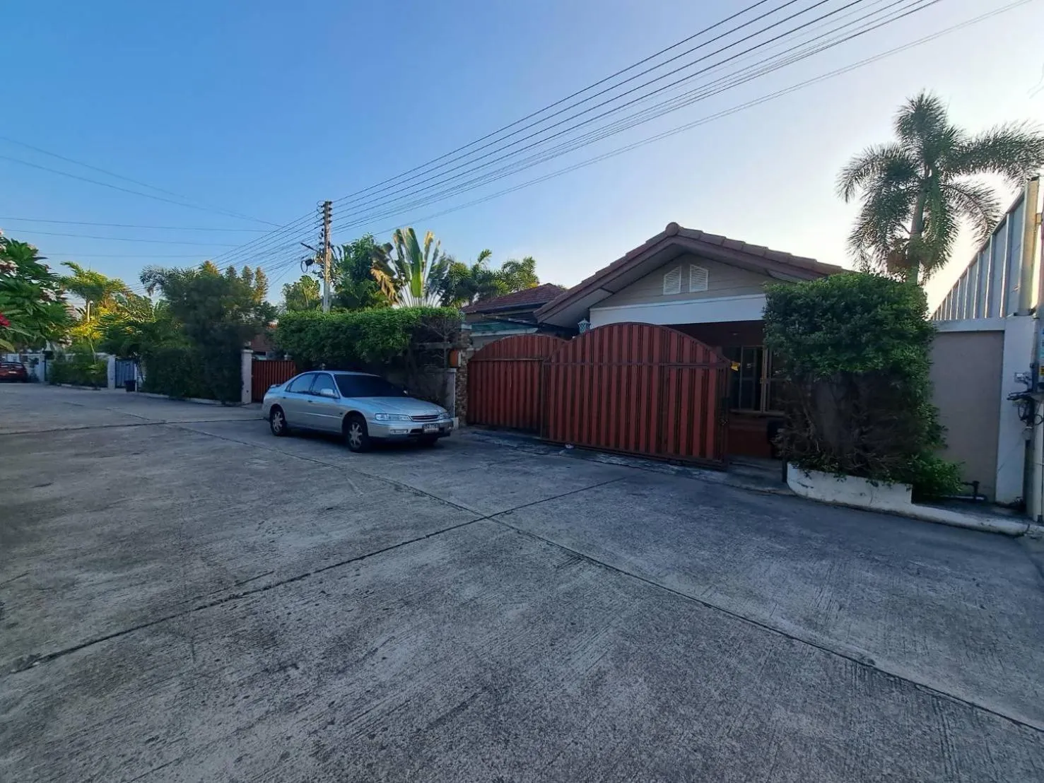 Day in Jacuzzi Pool Villa