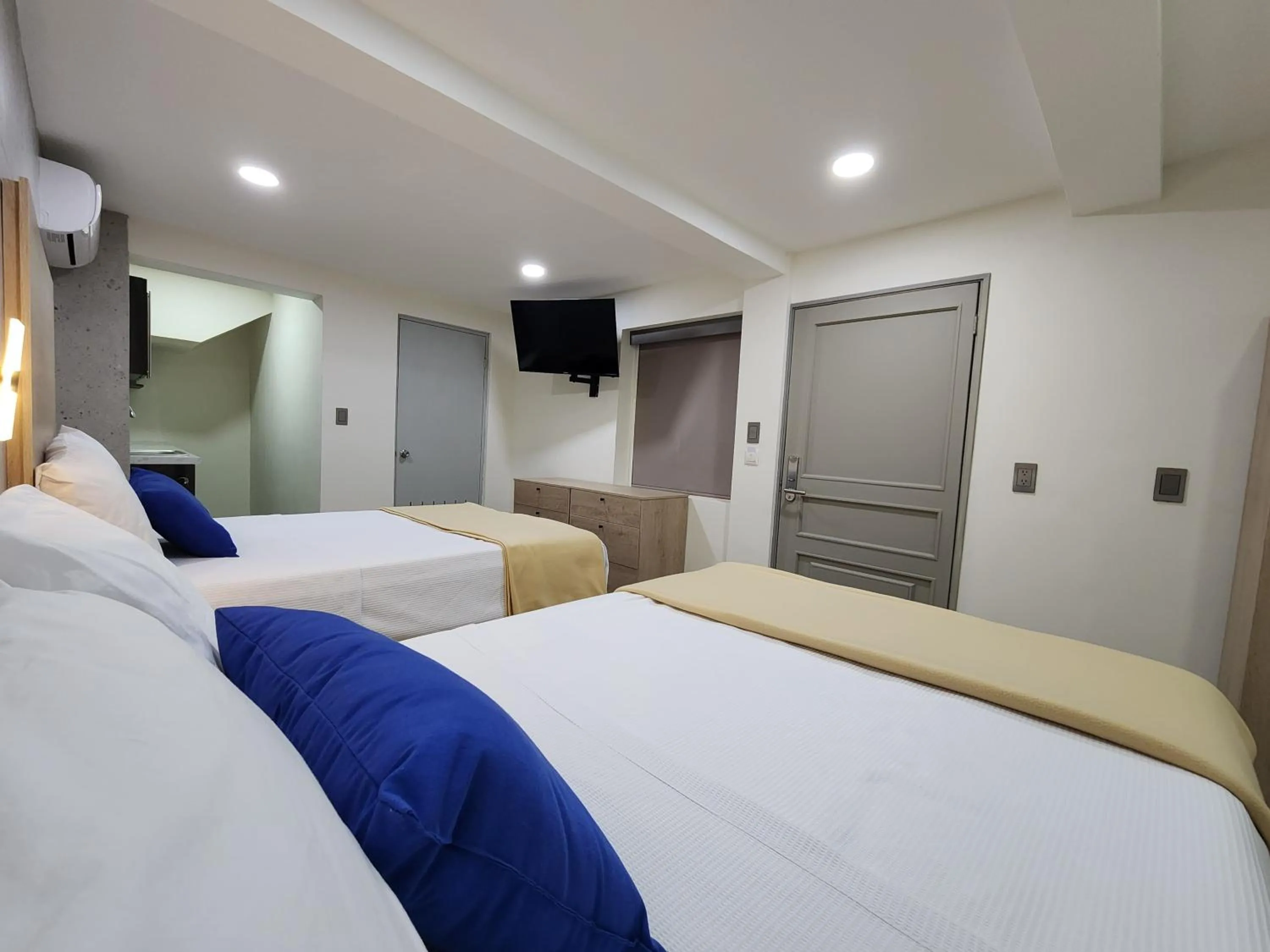 TV and multimedia in Hotel Roque