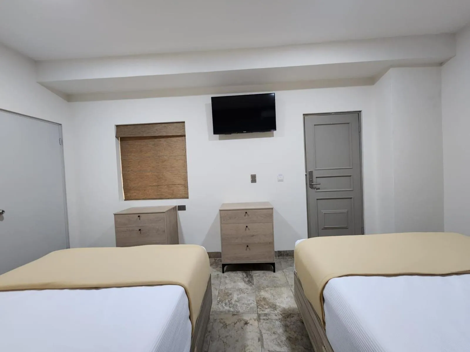 TV and multimedia in Hotel Roque