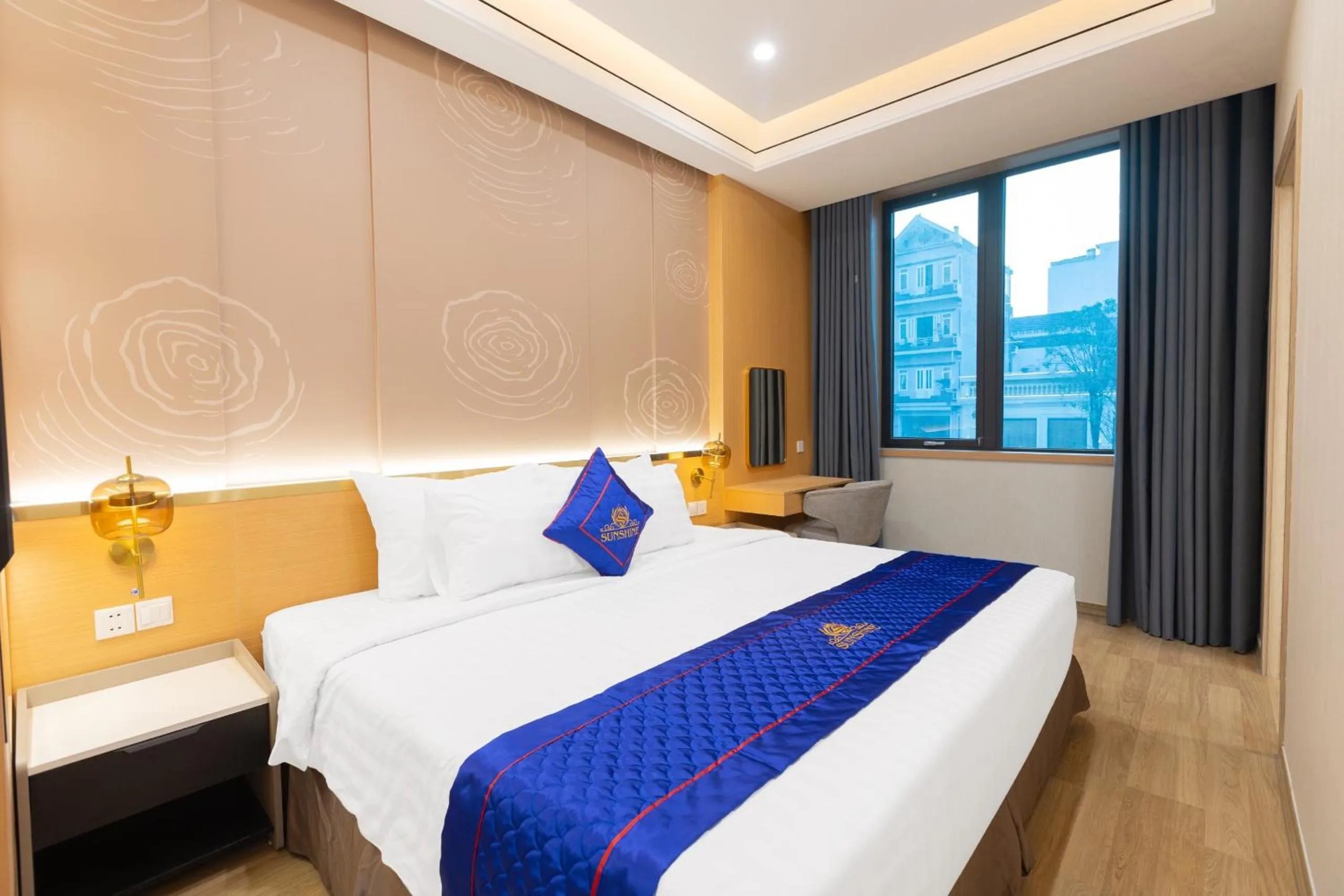 Bedroom, Bed in Sunshine Apartment Hotel