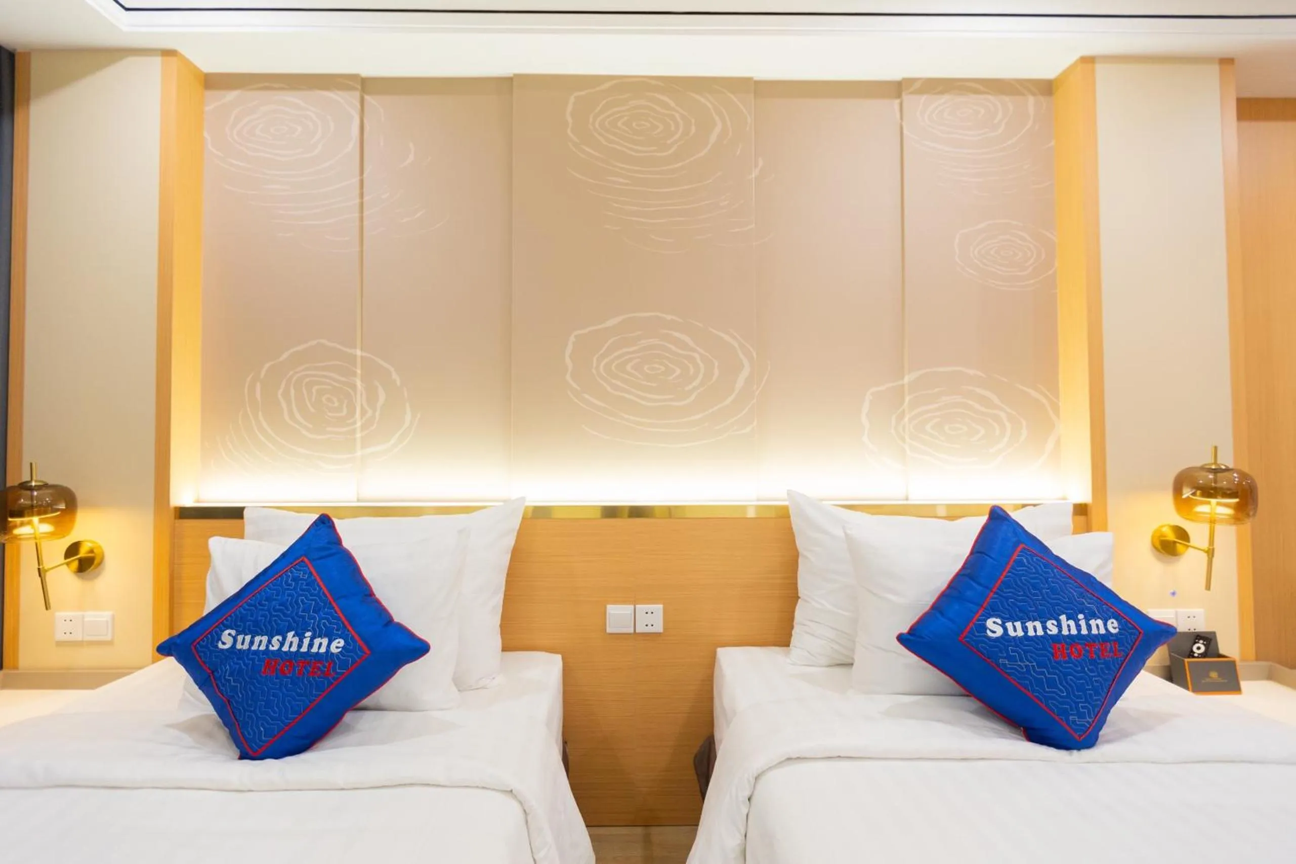 Bedroom, Bed in Sunshine Apartment Hotel