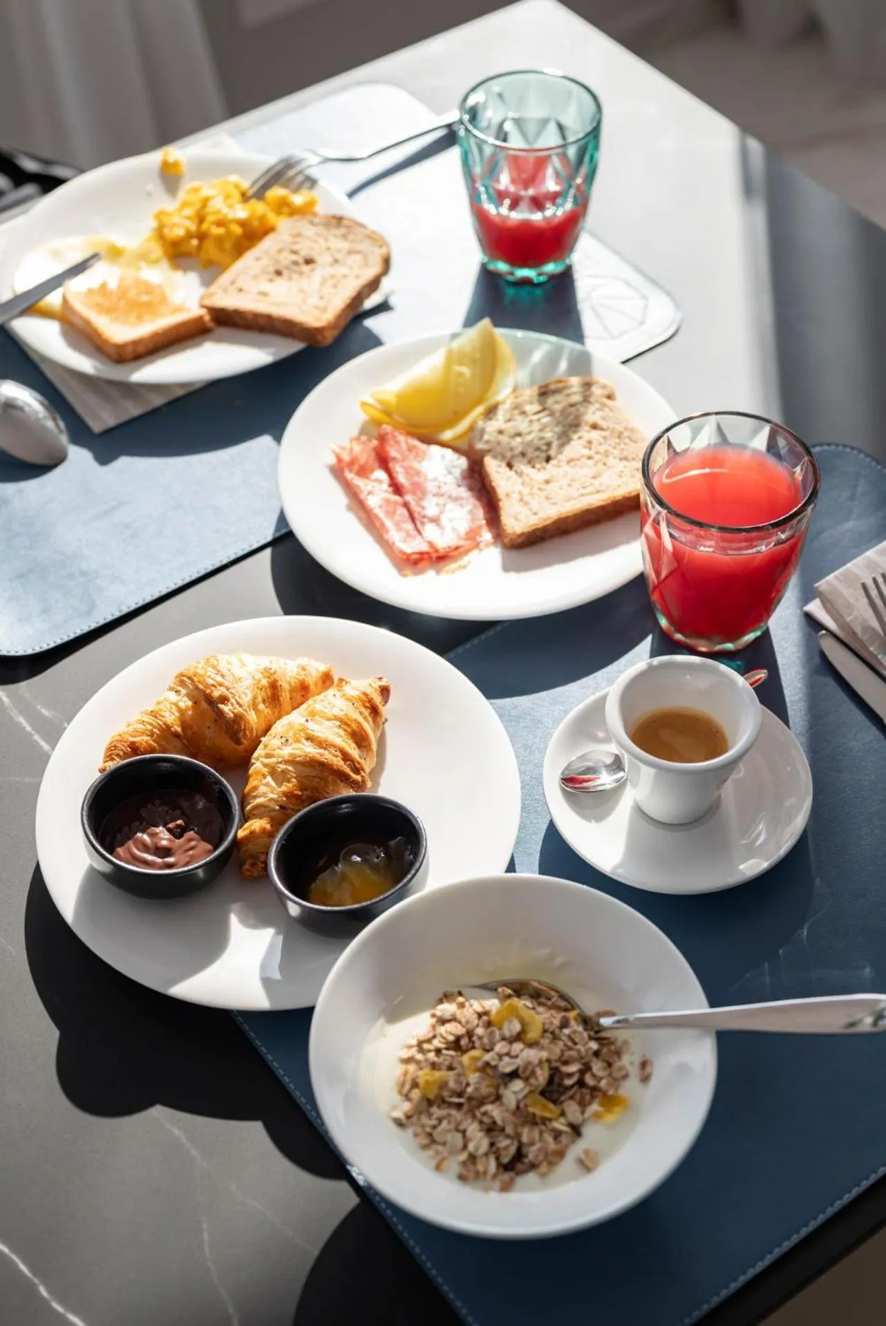 Breakfast in Hotel Playa Suite