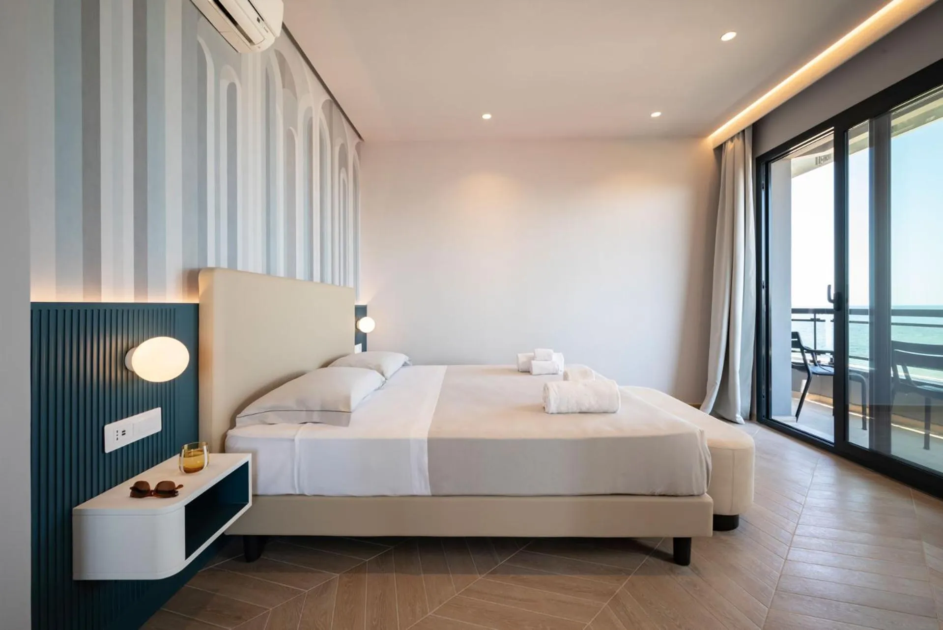 Bedroom, Bed in Hotel Playa Suite