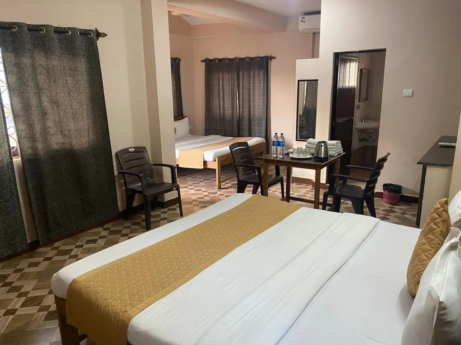 Bed in Hotel Beach Avenue