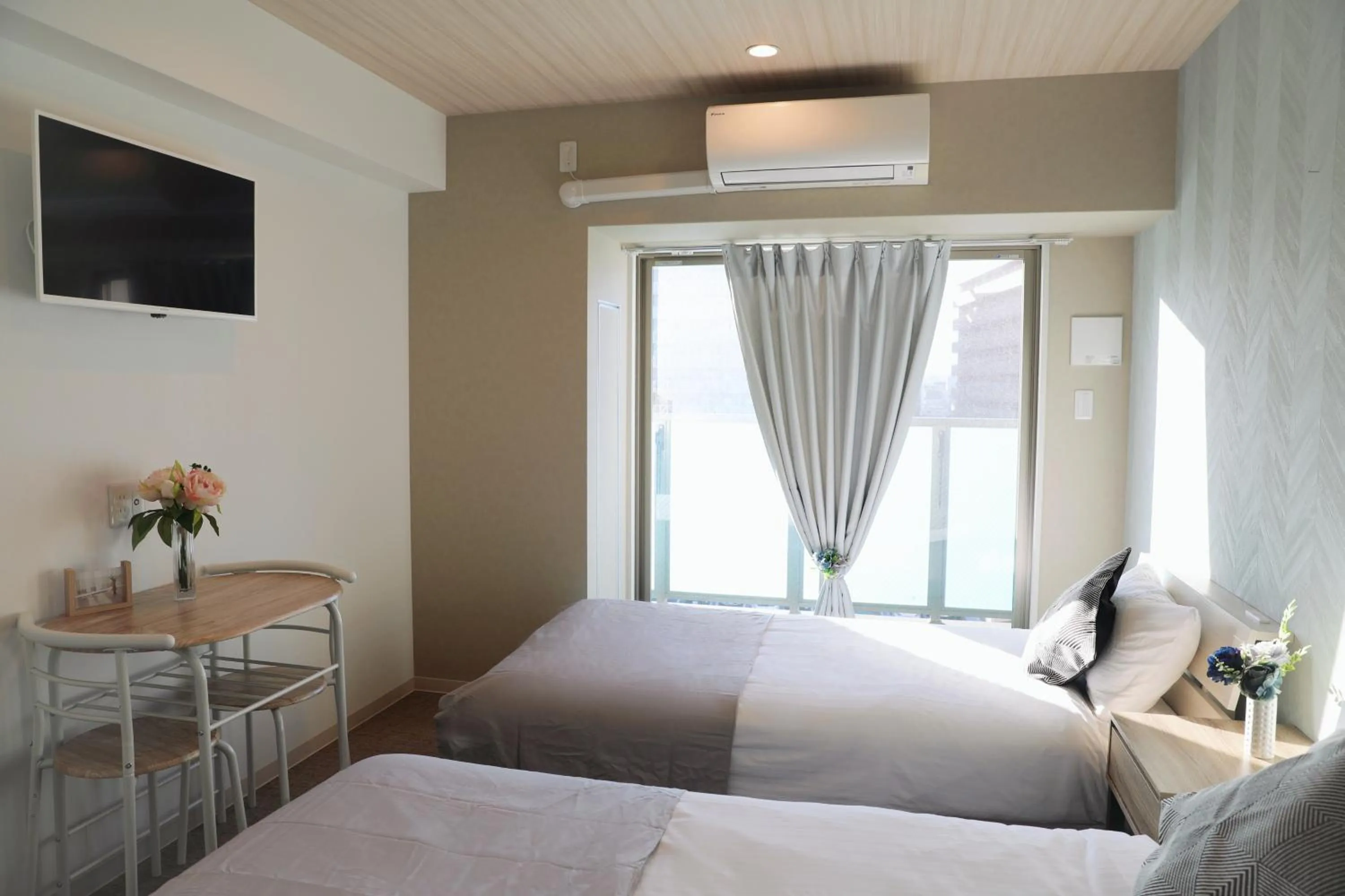 Hoshino Stay 2 花园町站步行3分钟 地铁5分钟到难波 8分钟到心斋桥 15分钟到梅田