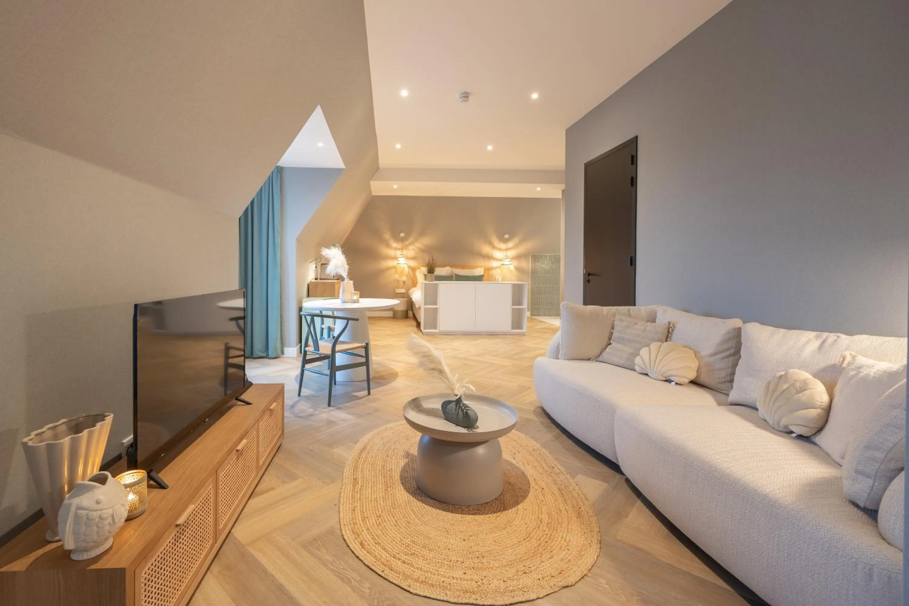 Seating area in Van der Valk hotel Den Haag Wassenaar