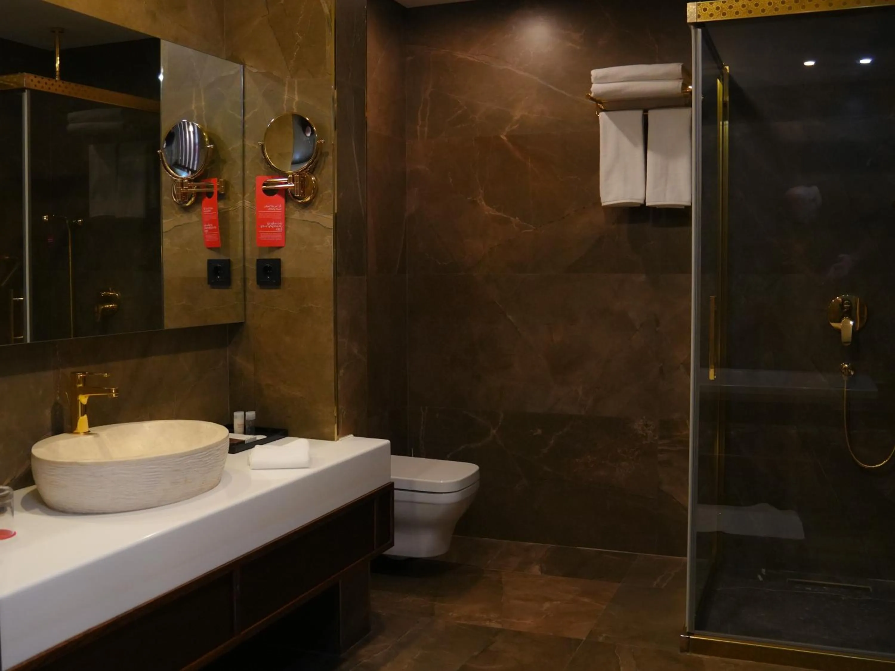 Shower in Ramada Hotel & Suites by Wyndham Erbil 32 Park