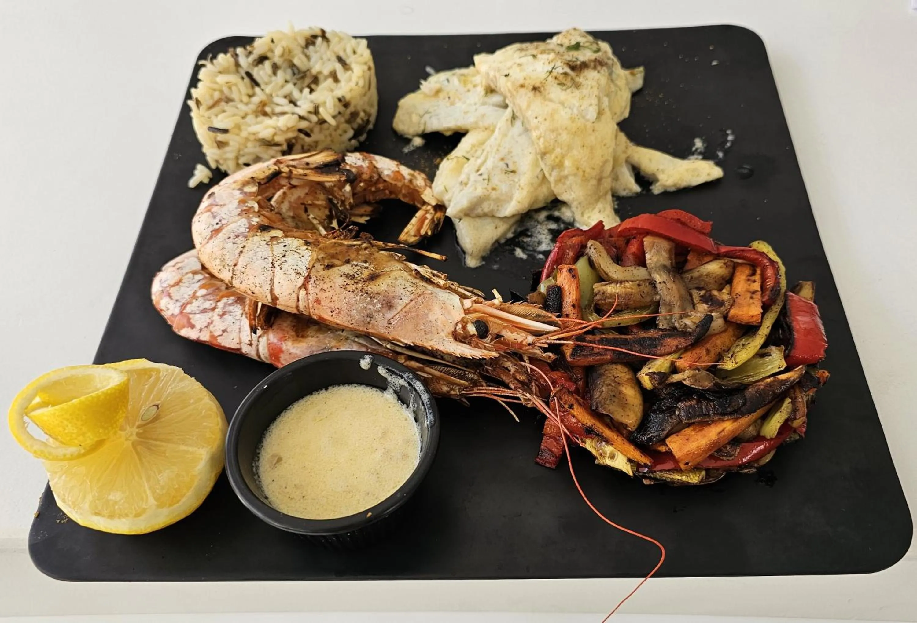 Food and drinks in O Paradise beach Resort and Spa