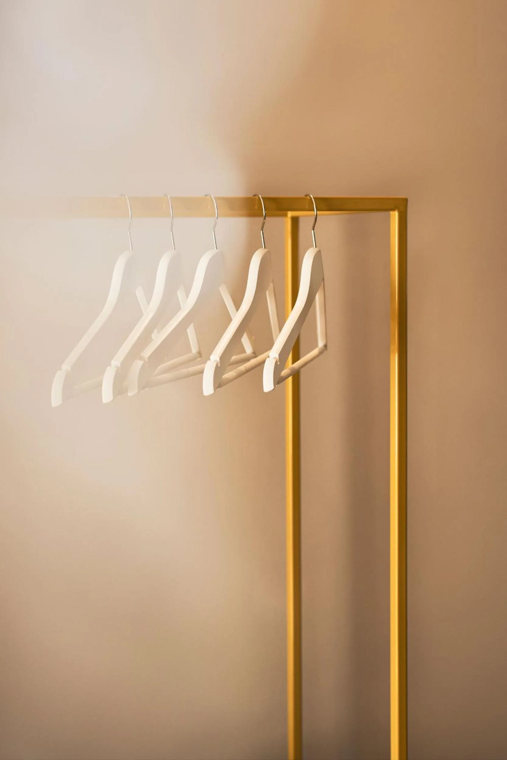 wardrobe in URBANAUTS BELETAGES Sonata