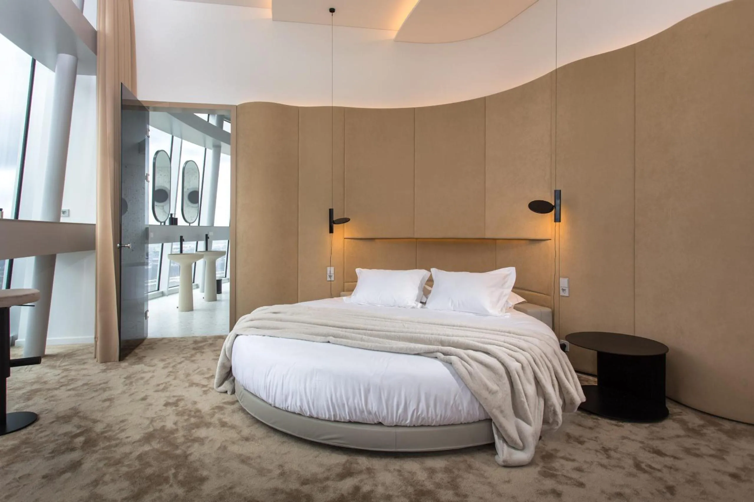 Vilnius TV Tower Apartments DEBESYS
