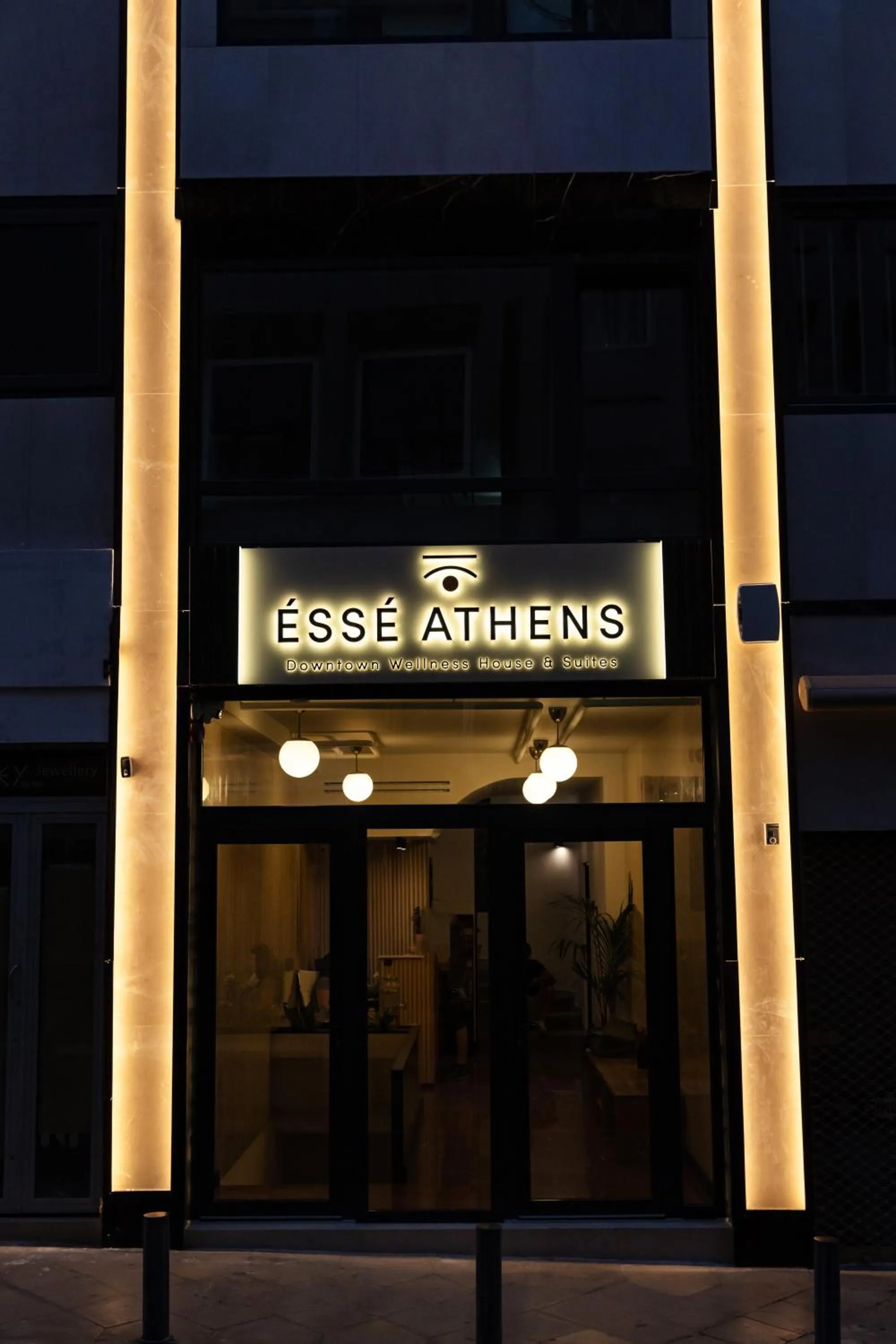Property building in Esse Athens