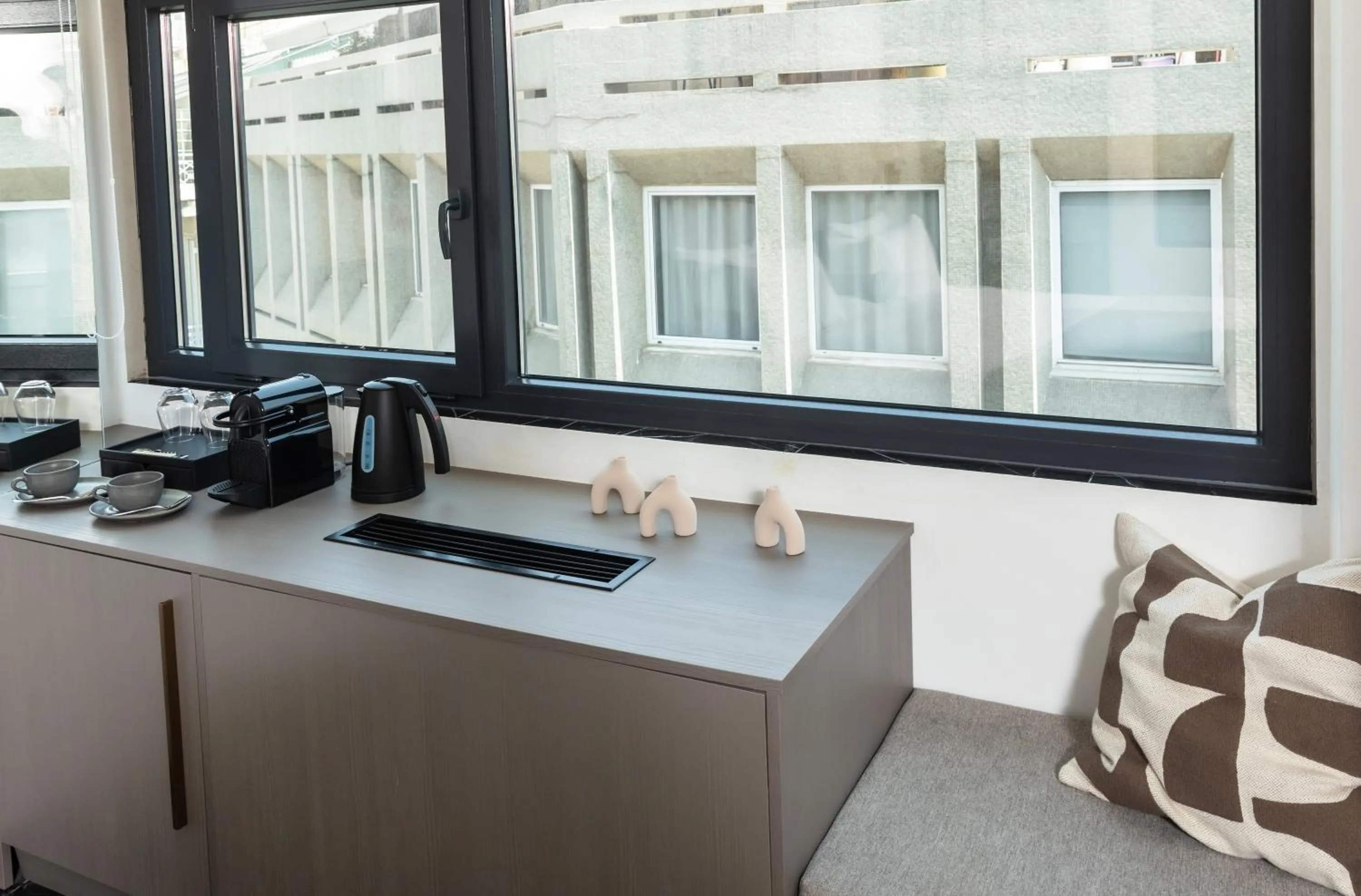 Coffee/tea facilities in Esse Athens