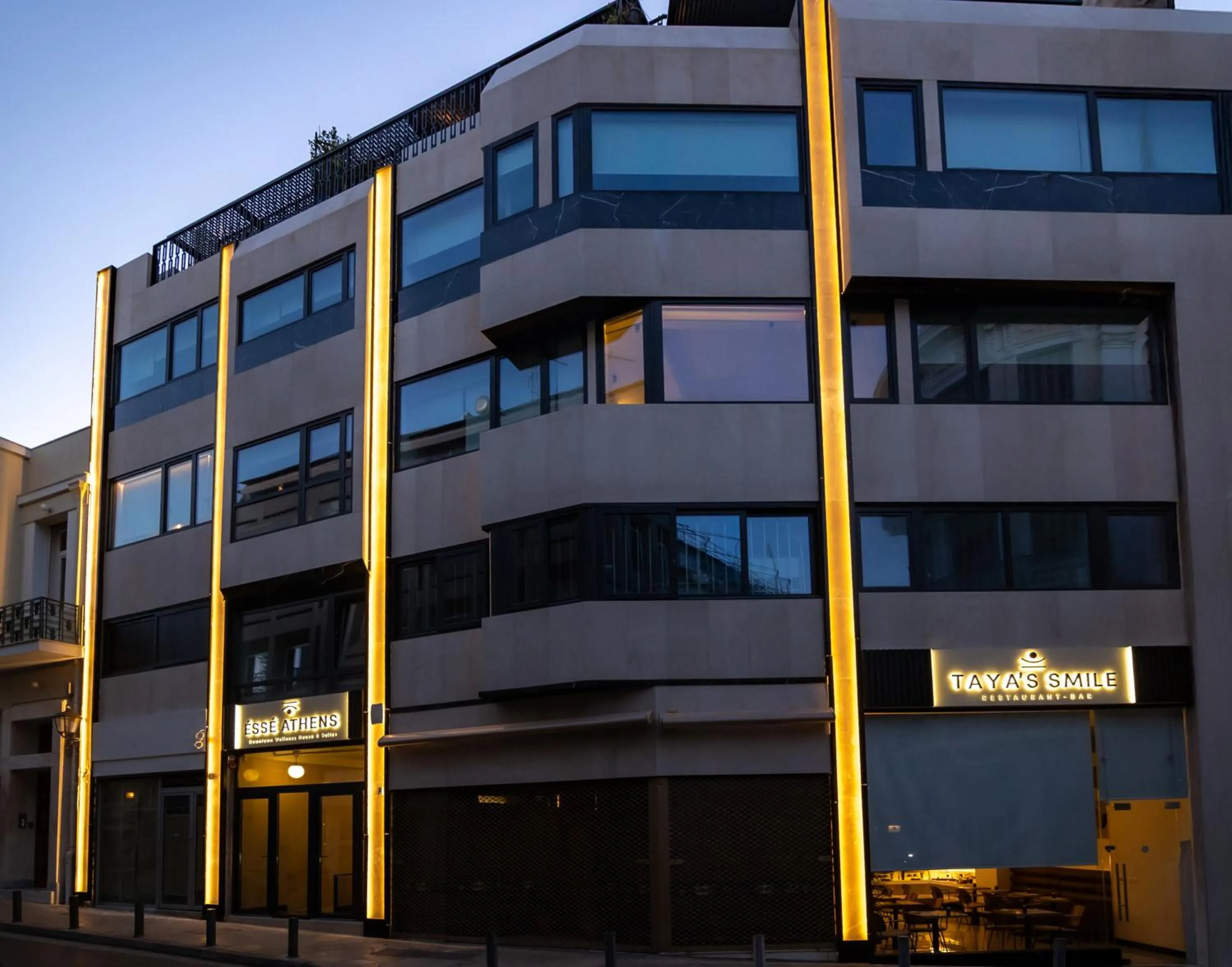 Property building in Esse Athens