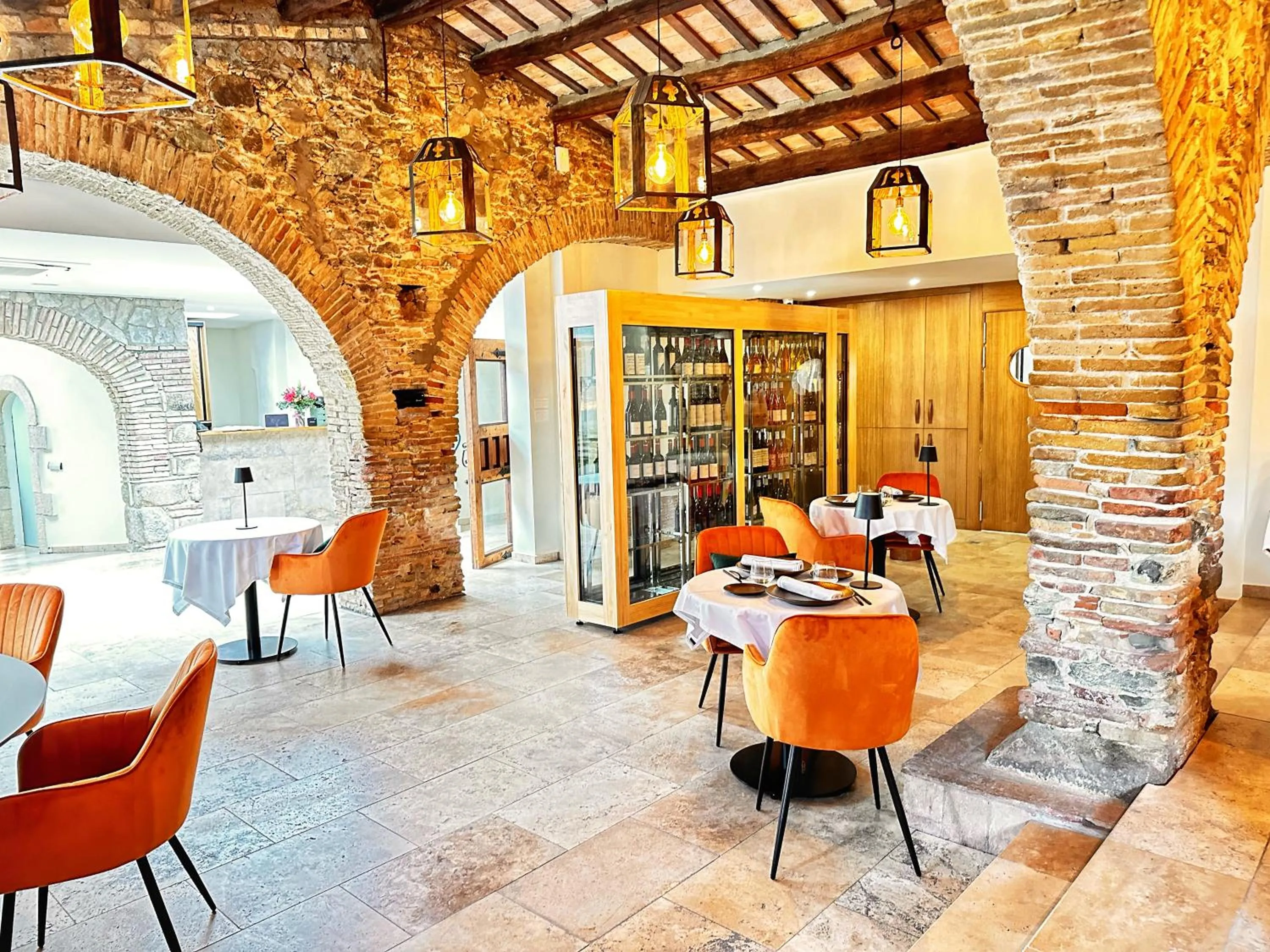 Restaurant/places to eat in AlliOli Boutique Hotel Spa