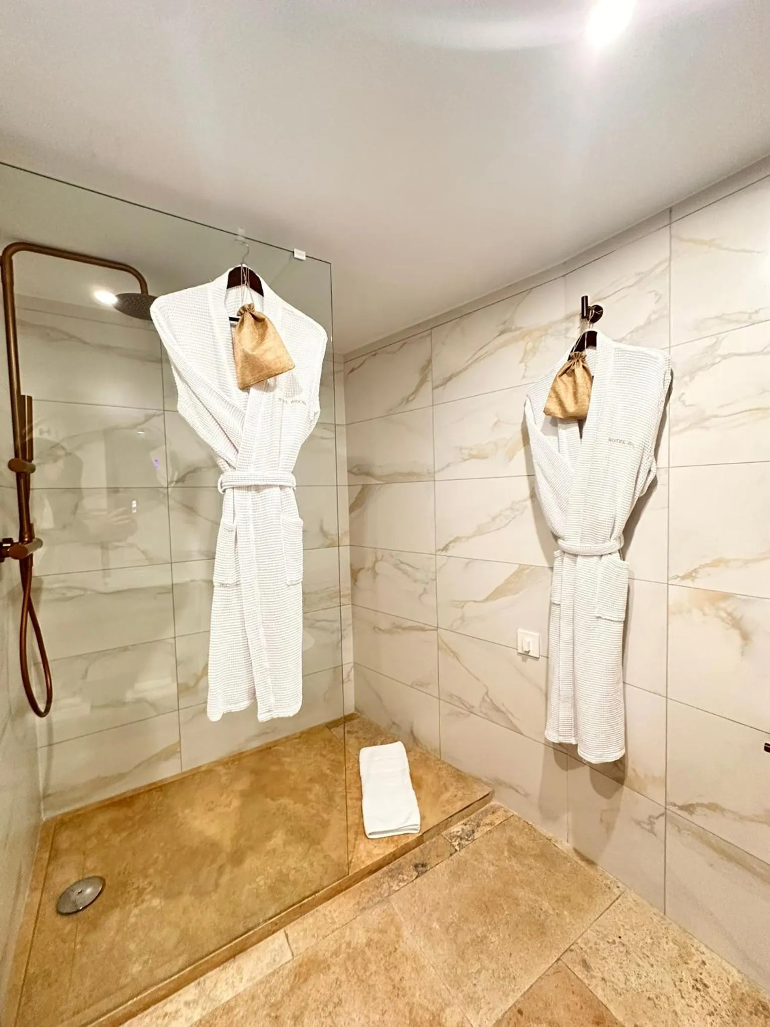 Bathroom in AlliOli Boutique Hotel Spa