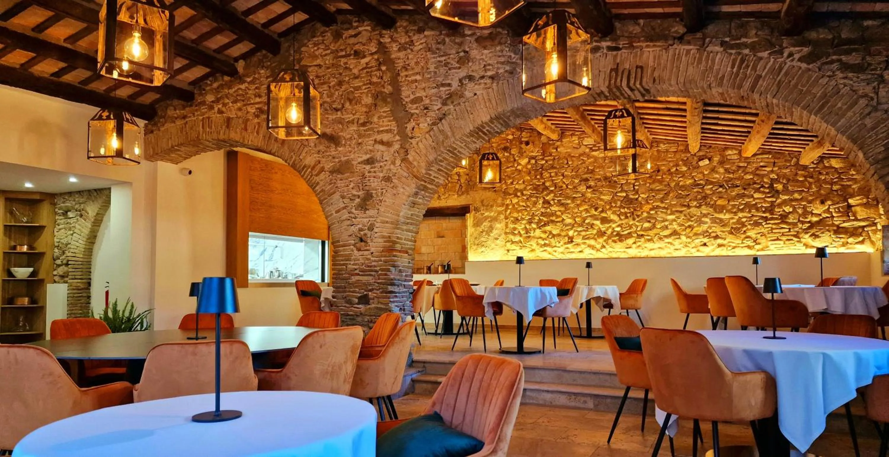 Restaurant/places to eat in AlliOli Boutique Hotel Spa