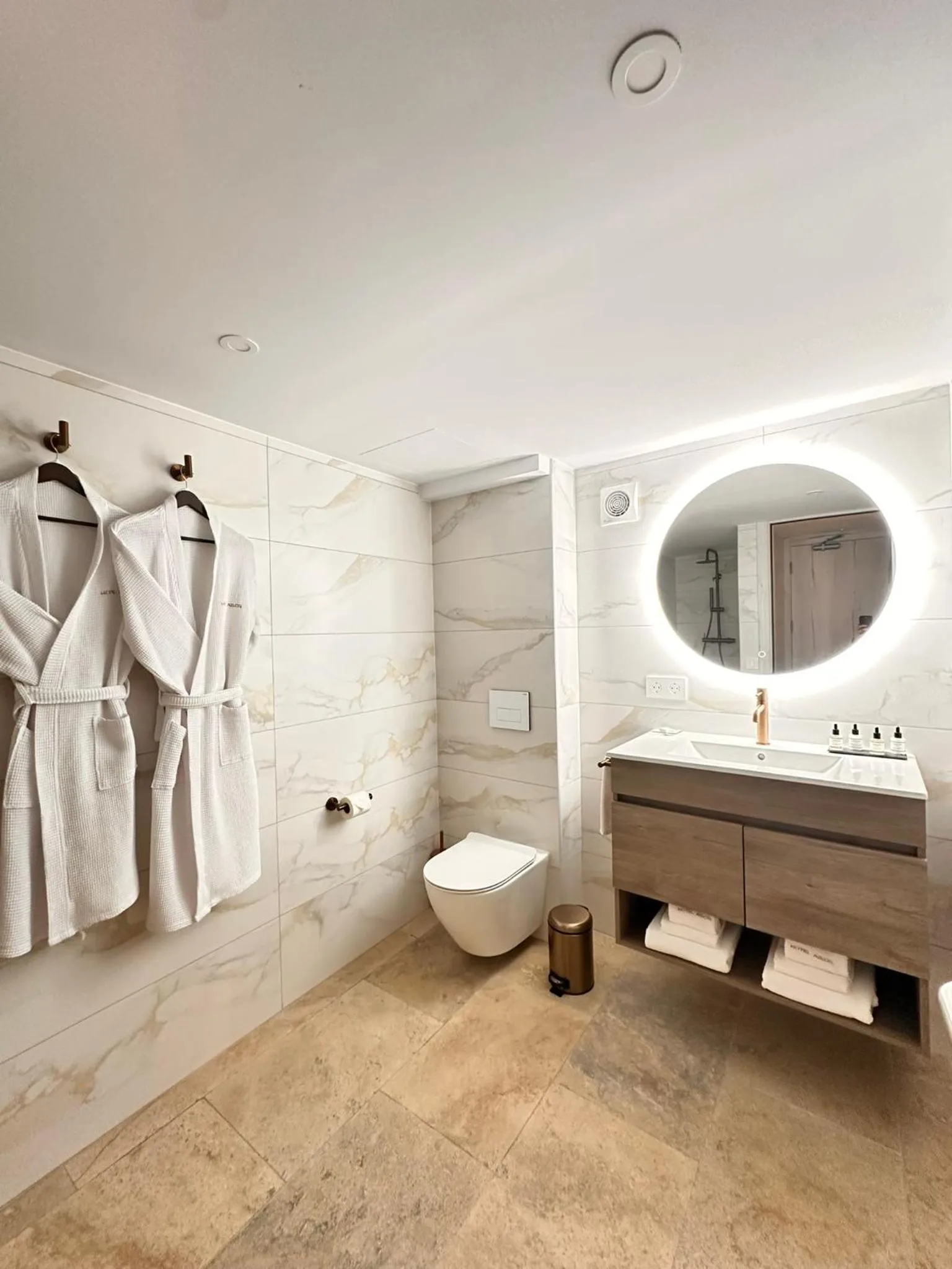 Bathroom in AlliOli Boutique Hotel Spa