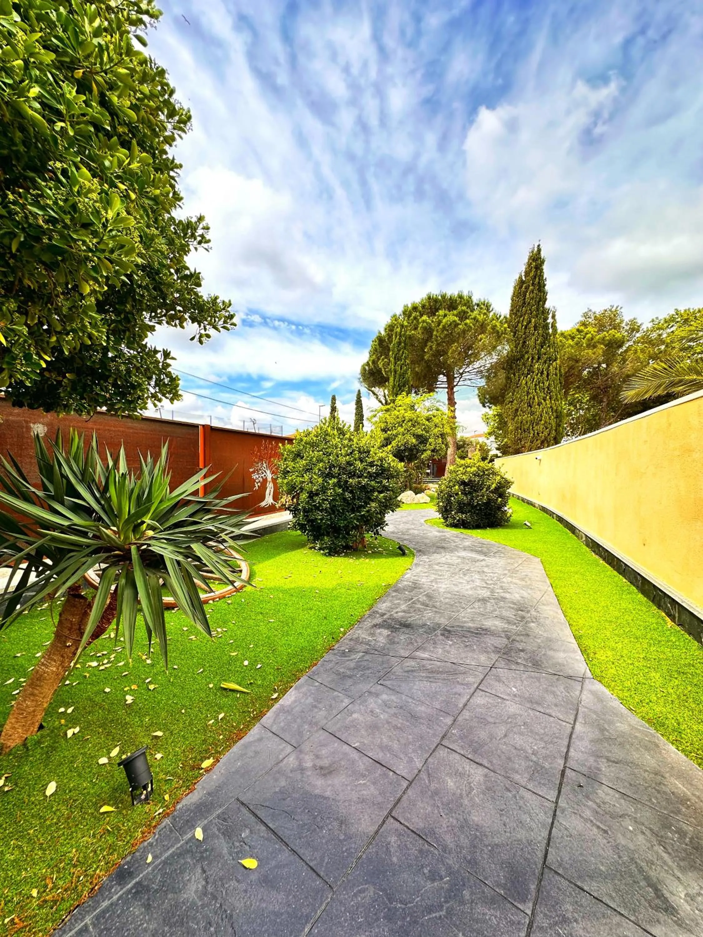 acessibility in AlliOli Boutique Hotel Spa