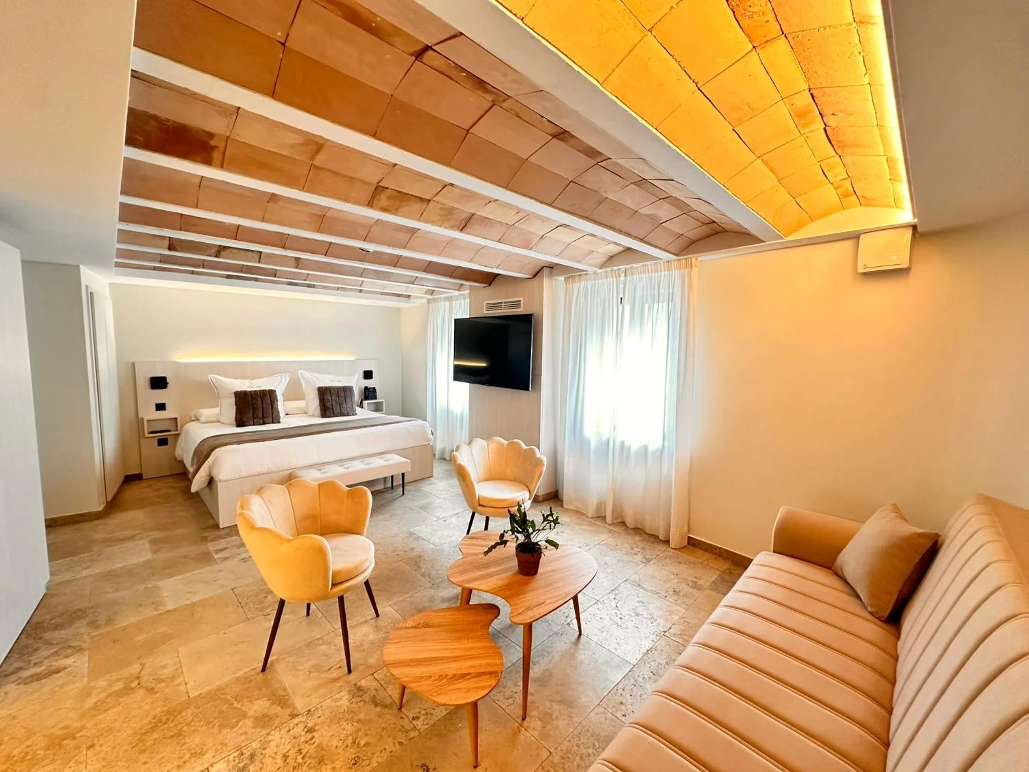 Coffee/tea facilities in AlliOli Boutique Hotel Spa