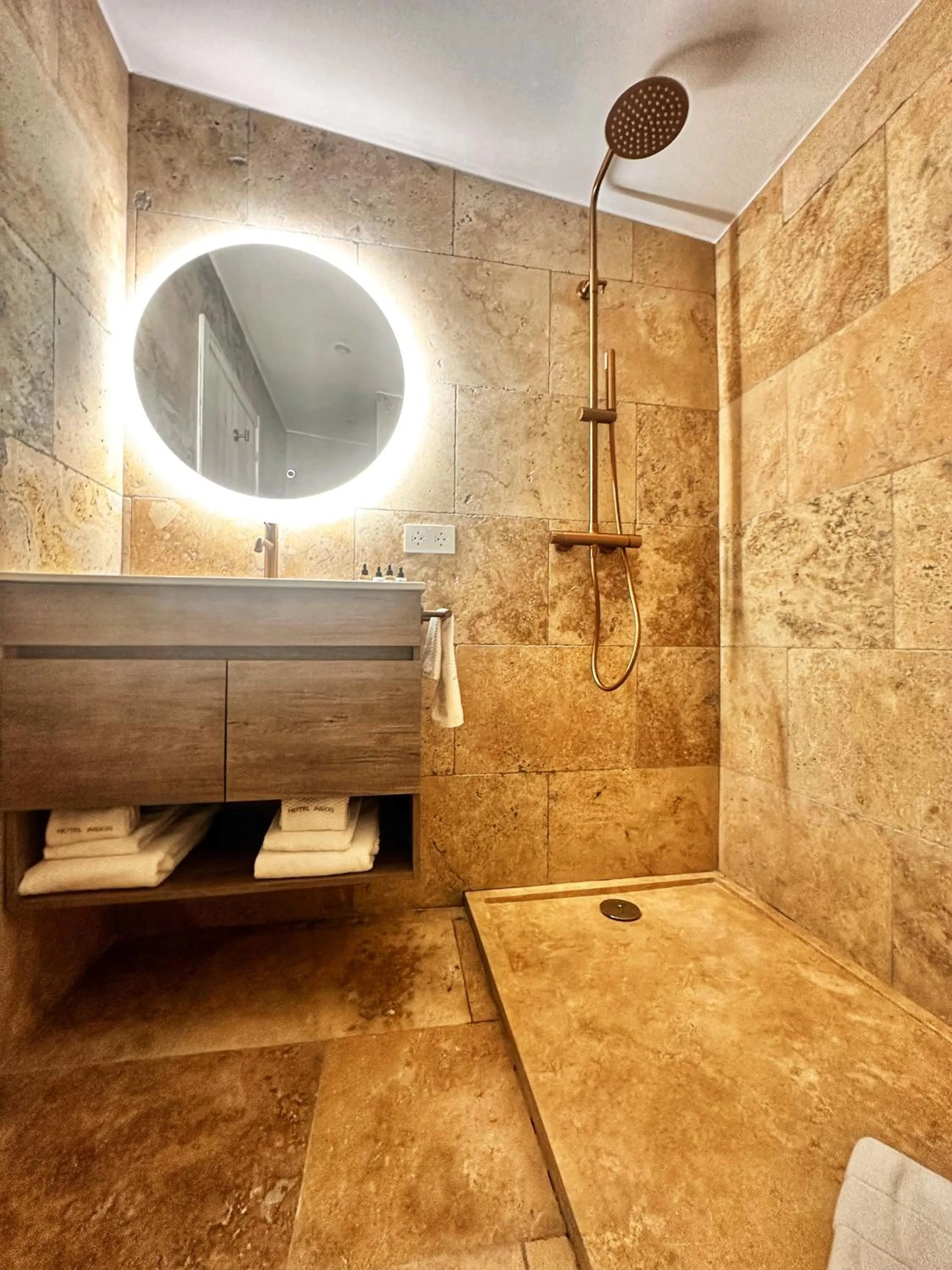 Bathroom in AlliOli Boutique Hotel Spa