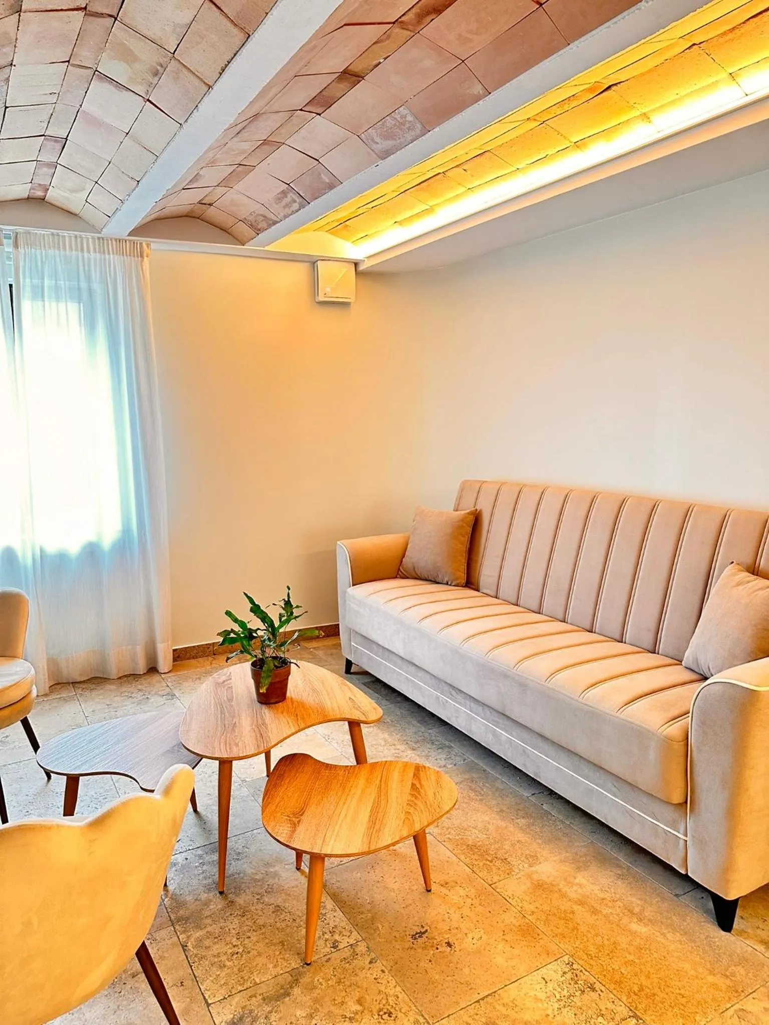 Photo of the whole room in AlliOli Boutique Hotel Spa