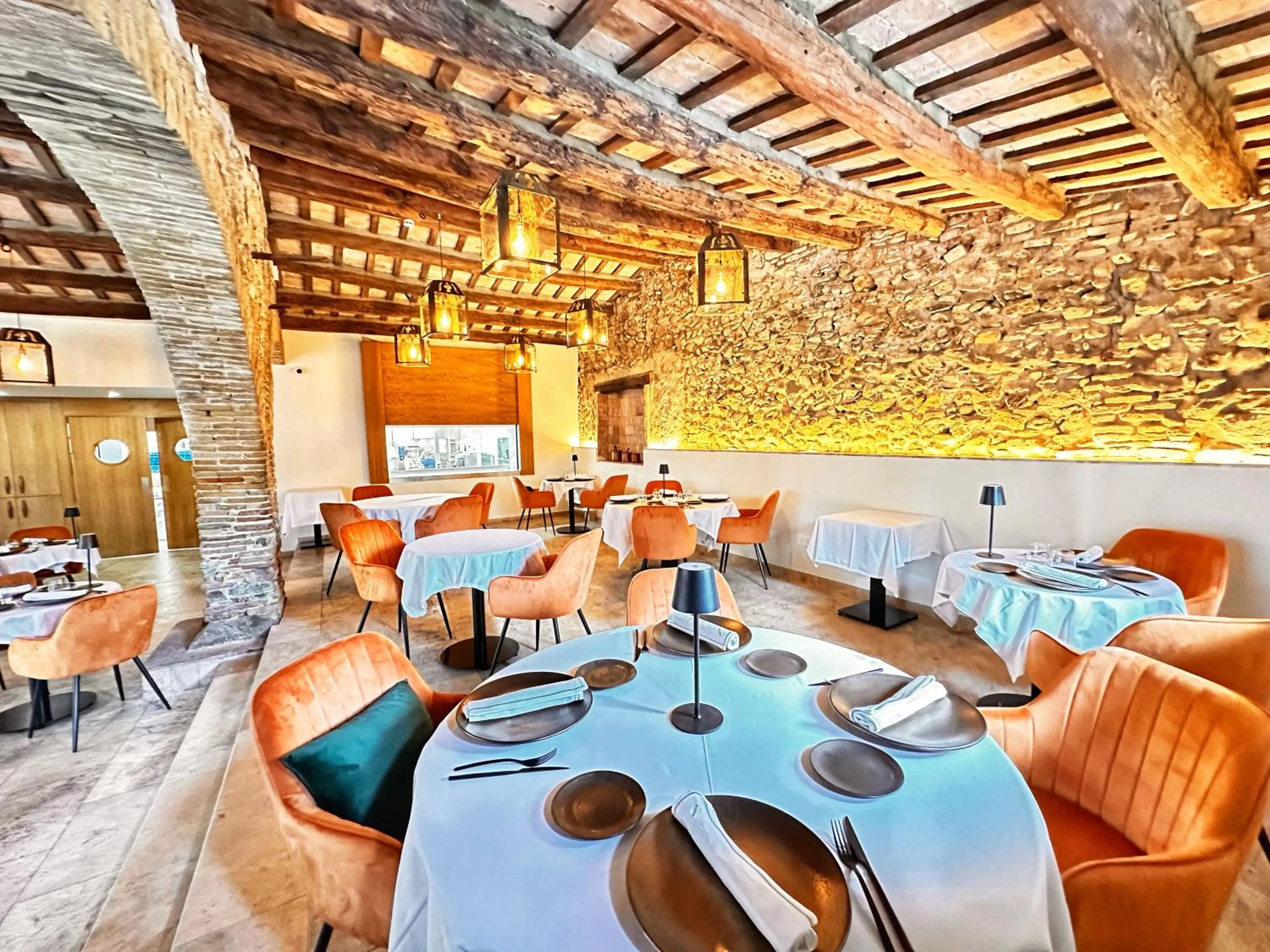 Restaurant/places to eat in AlliOli Boutique Hotel Spa