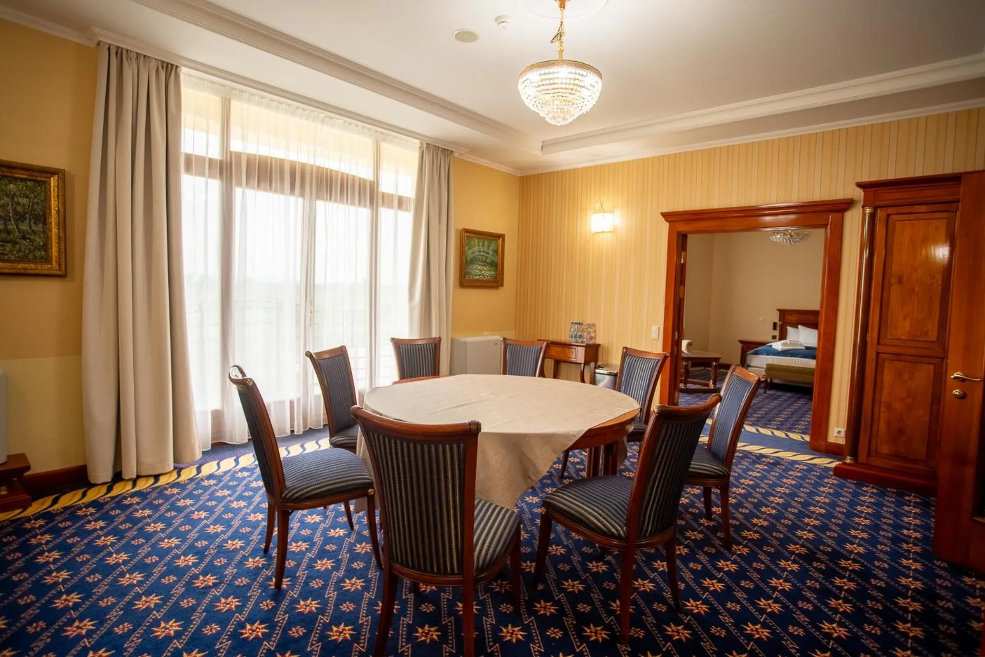 Dining area in Hotel Golden Palace
