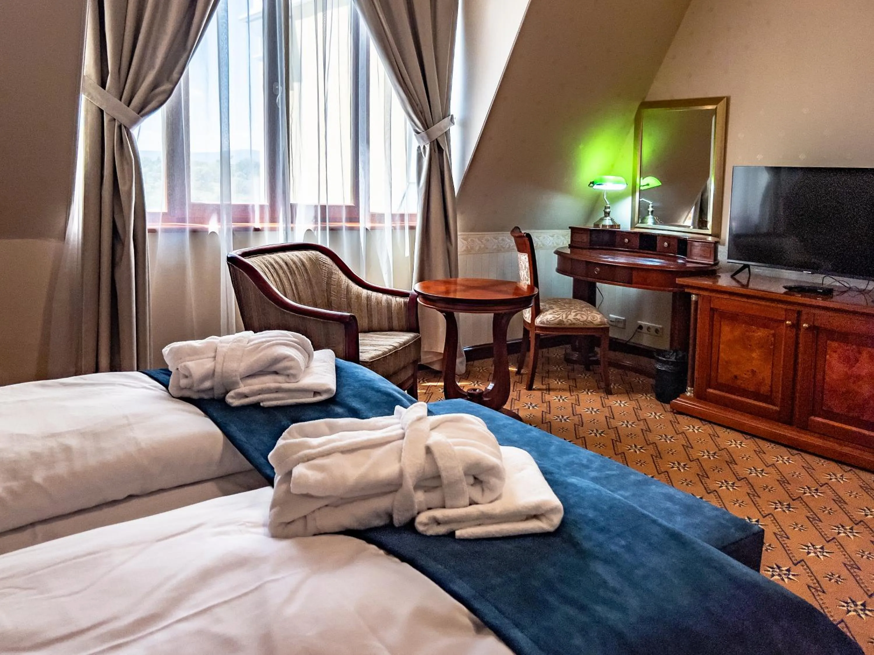 Bed in Hotel Golden Palace