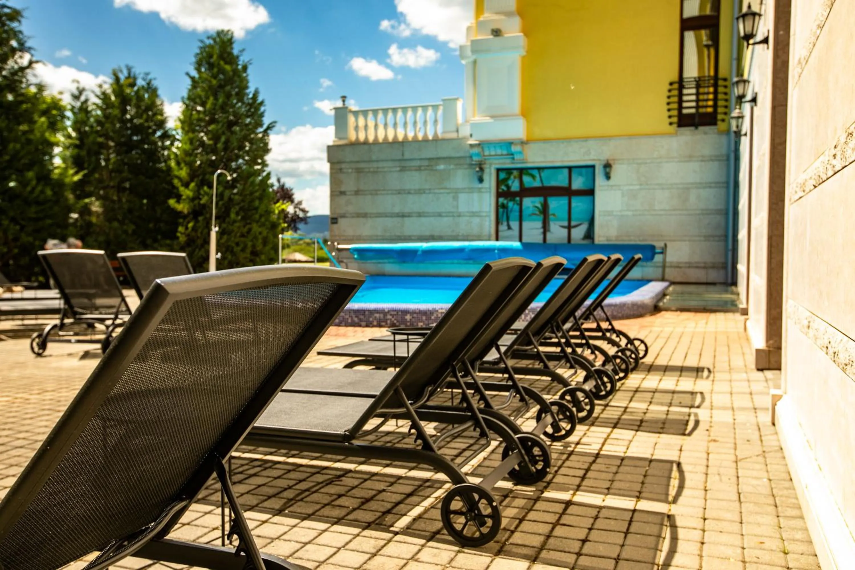 Patio in Hotel Golden Palace